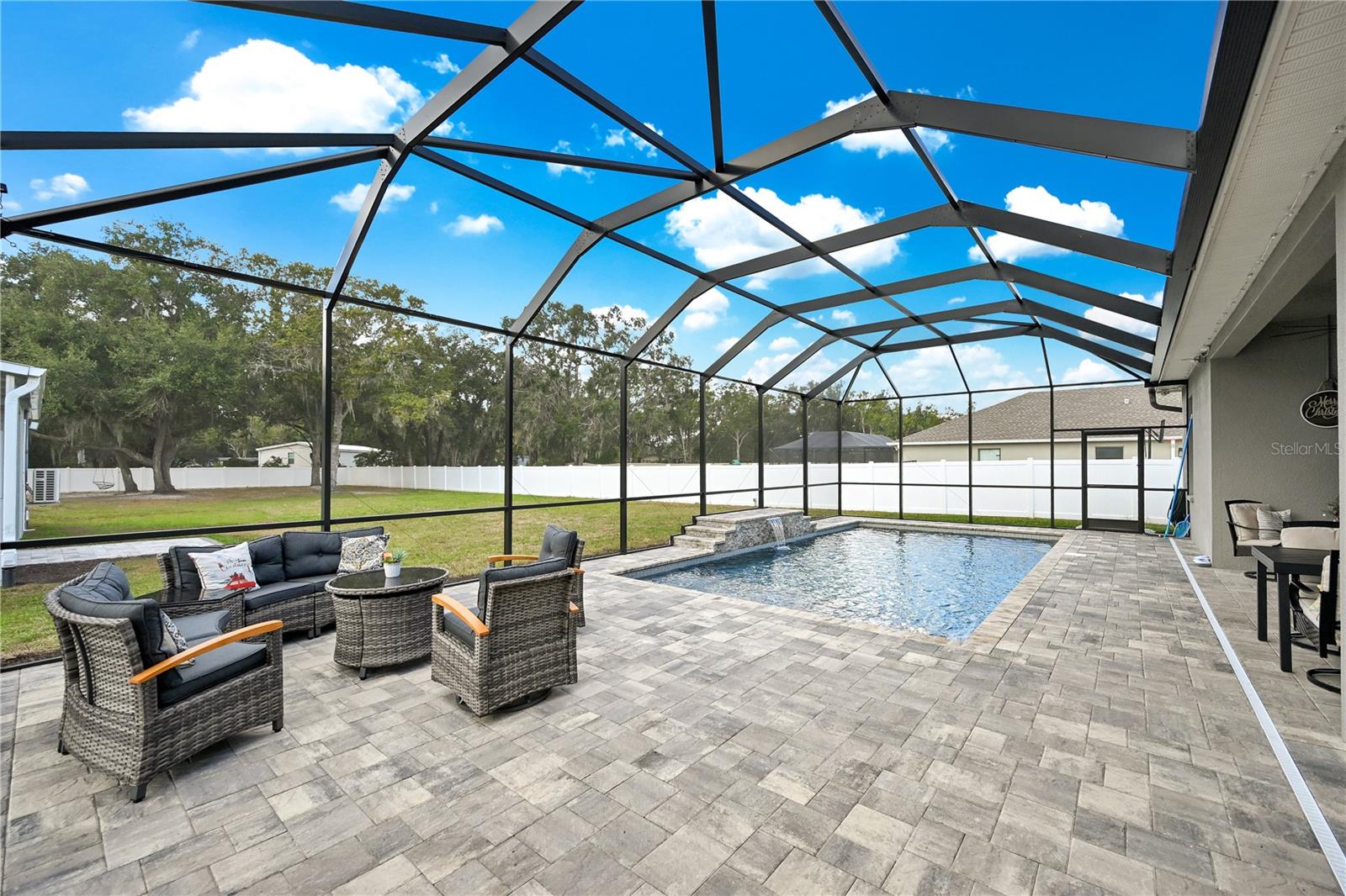 ESTATES/ENGLISH CRK - Residential