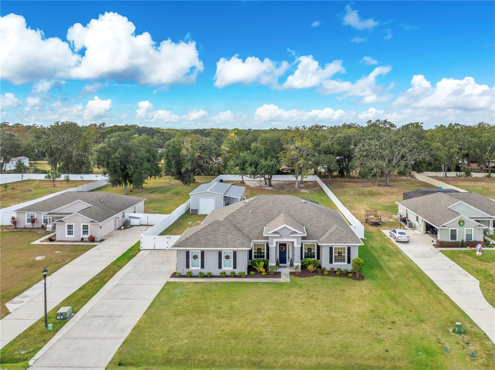 ESTATES/ENGLISH CRK - Residential