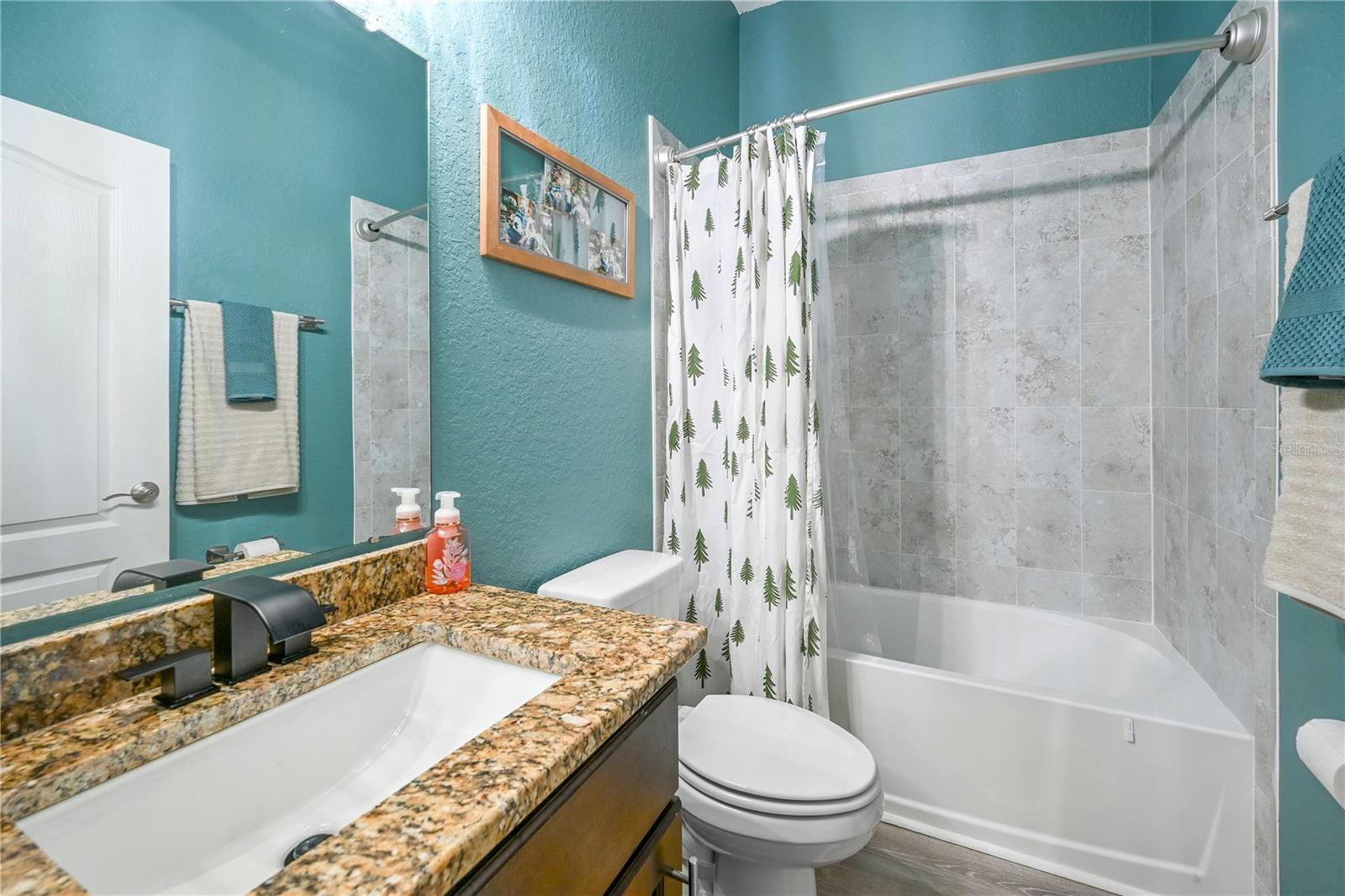 ESTATES/ENGLISH CRK - Residential