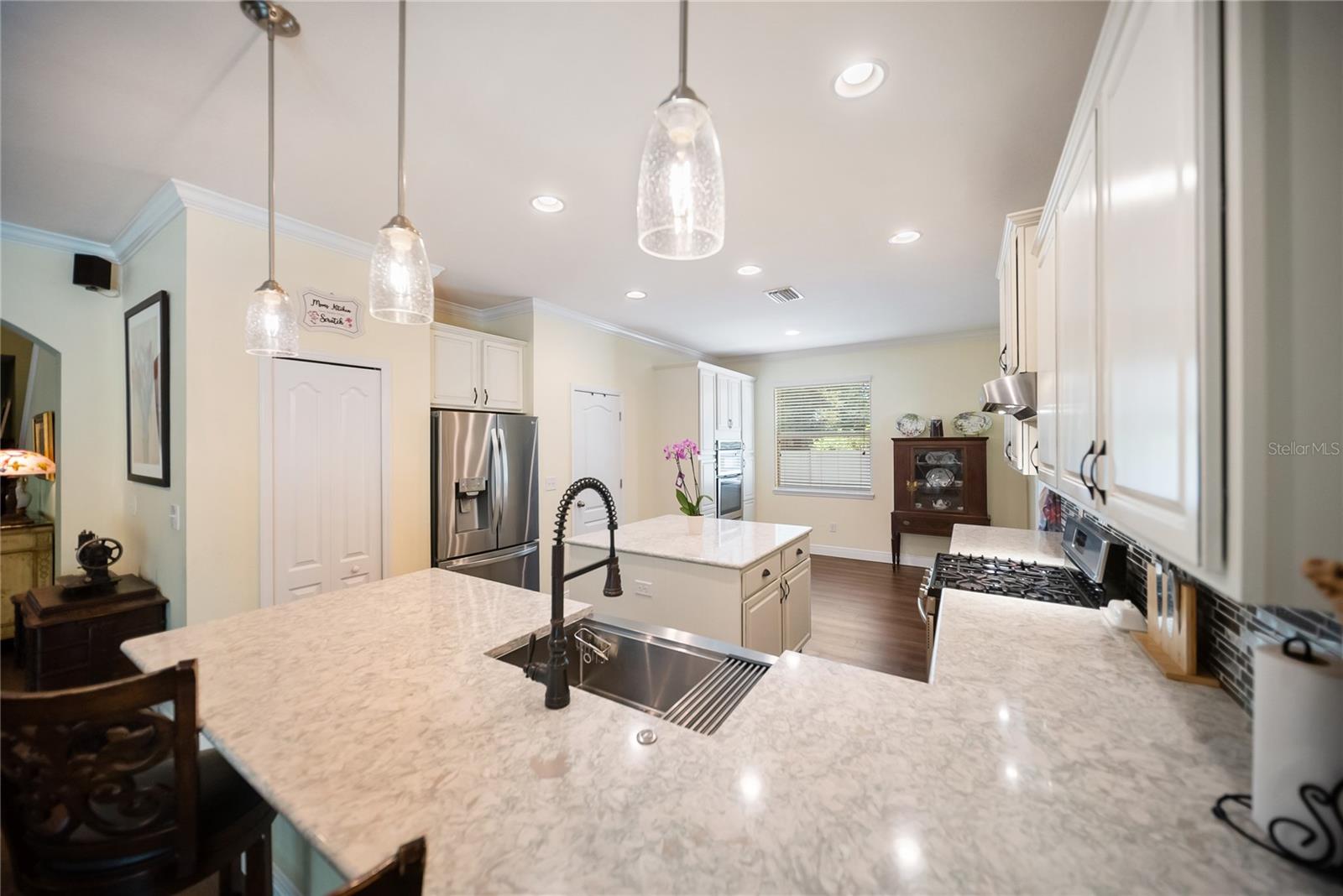 5726 AARON COURT