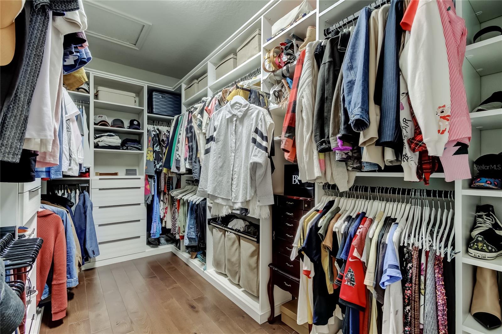 CHAMPIONS FOREST - Residential