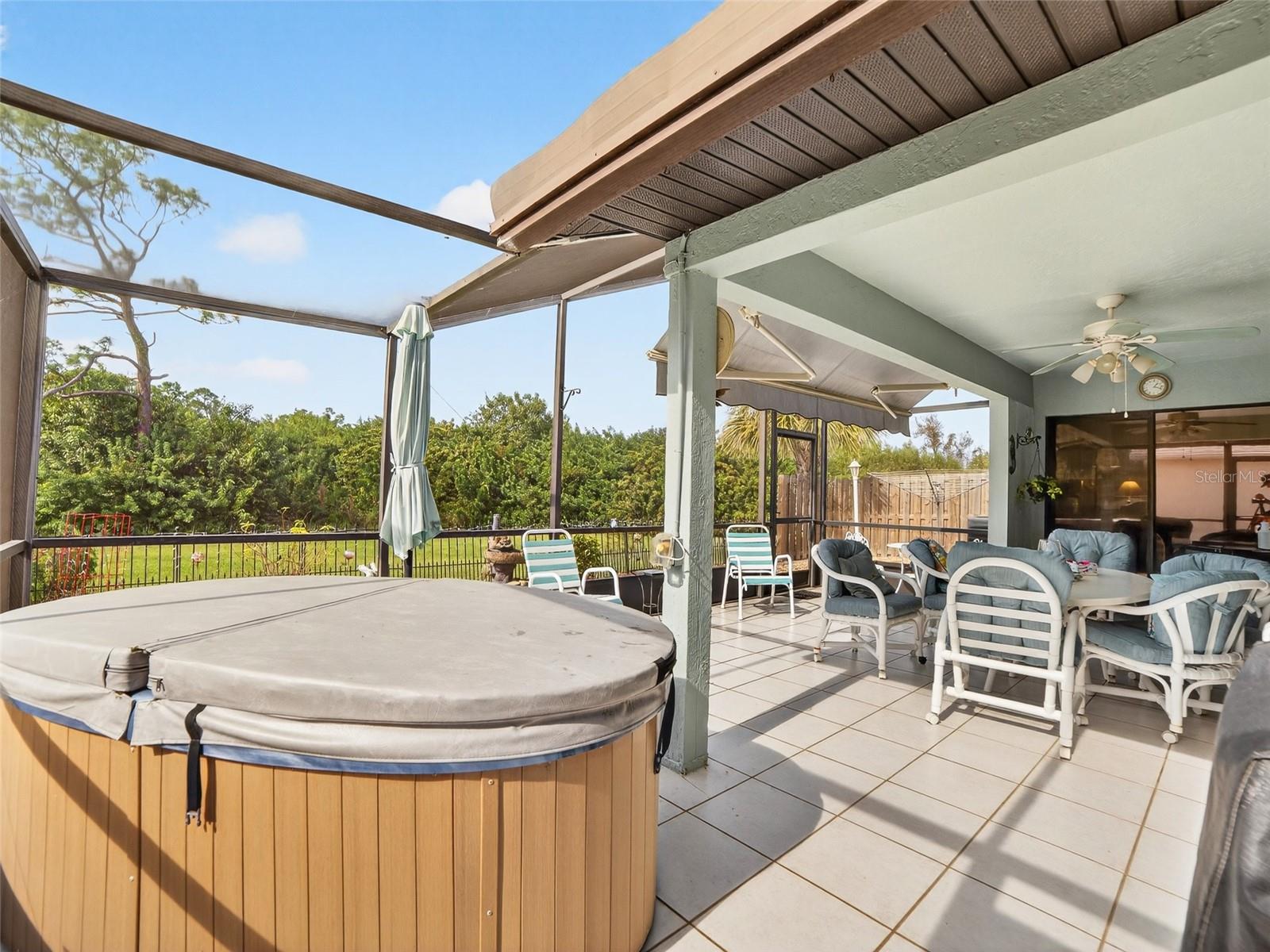 TREE TOPS AT RANGER POINT - Residential