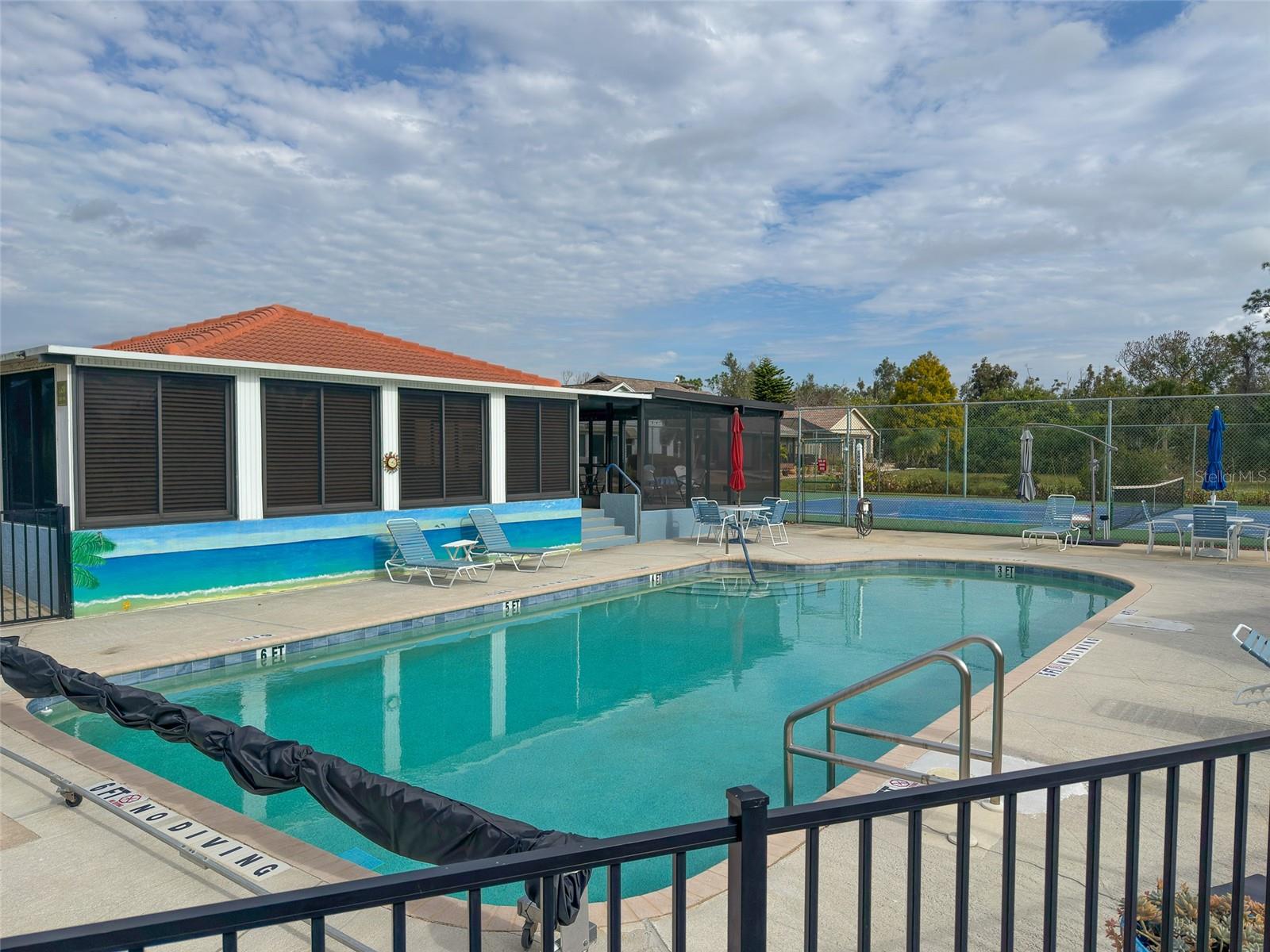 TREE TOPS AT RANGER POINT - Residential