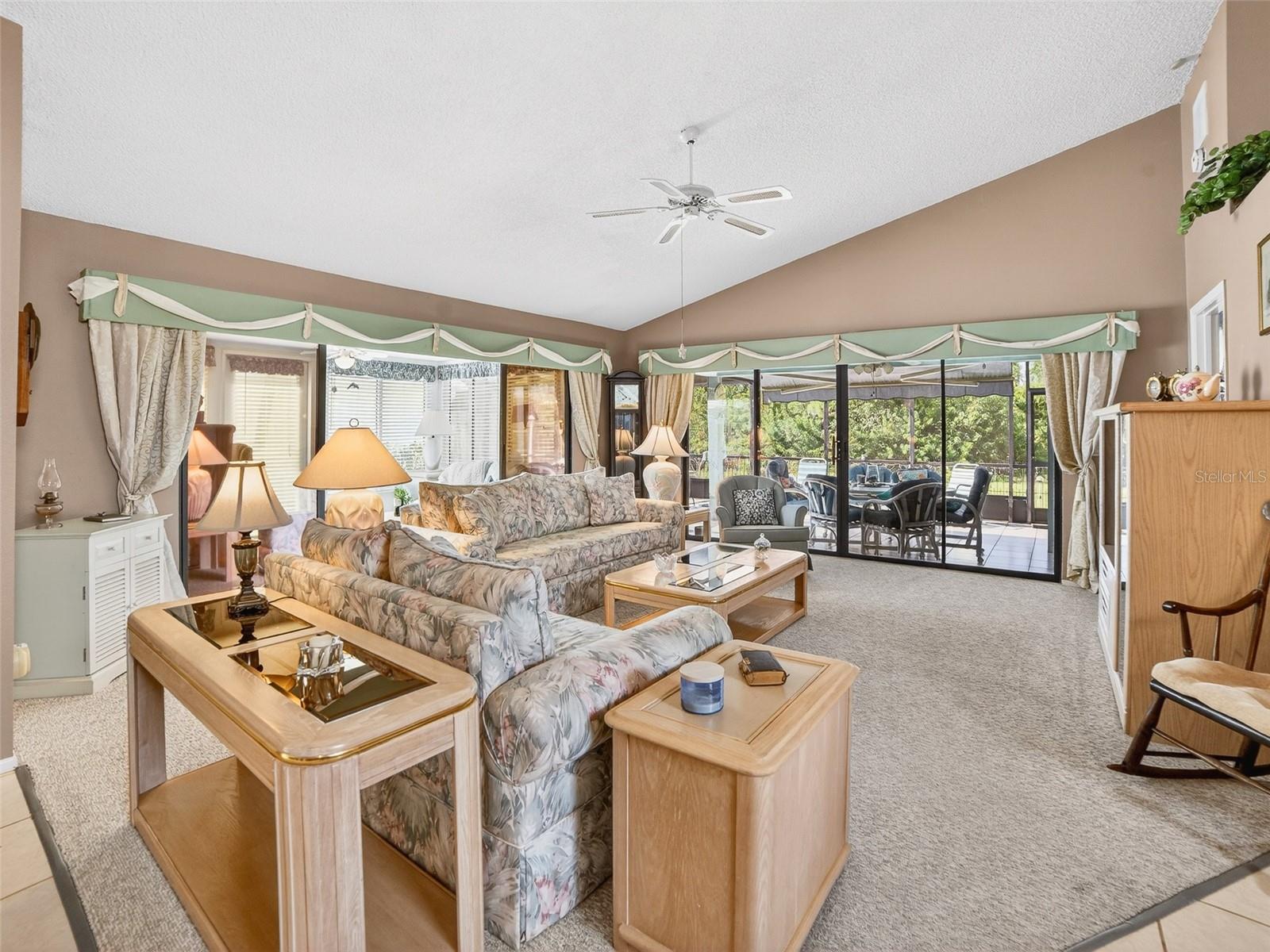 TREE TOPS AT RANGER POINT - Residential