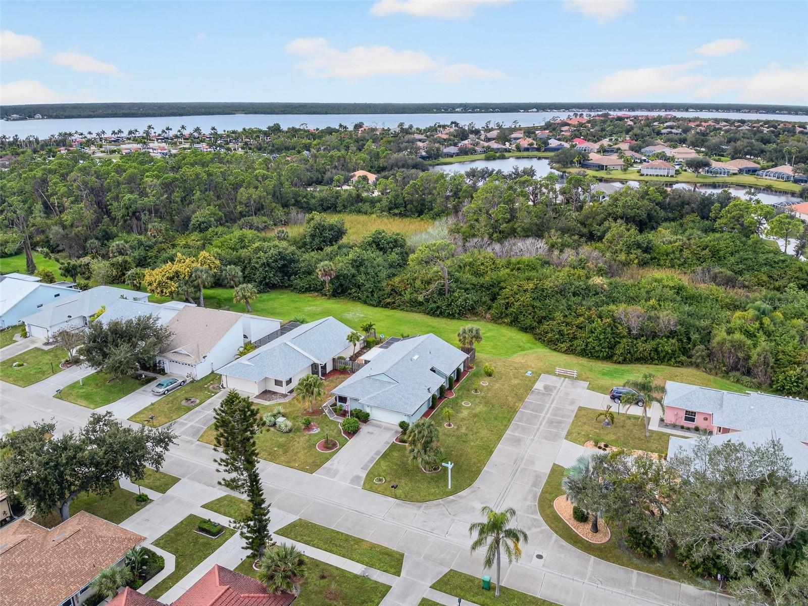 TREE TOPS AT RANGER POINT - Residential