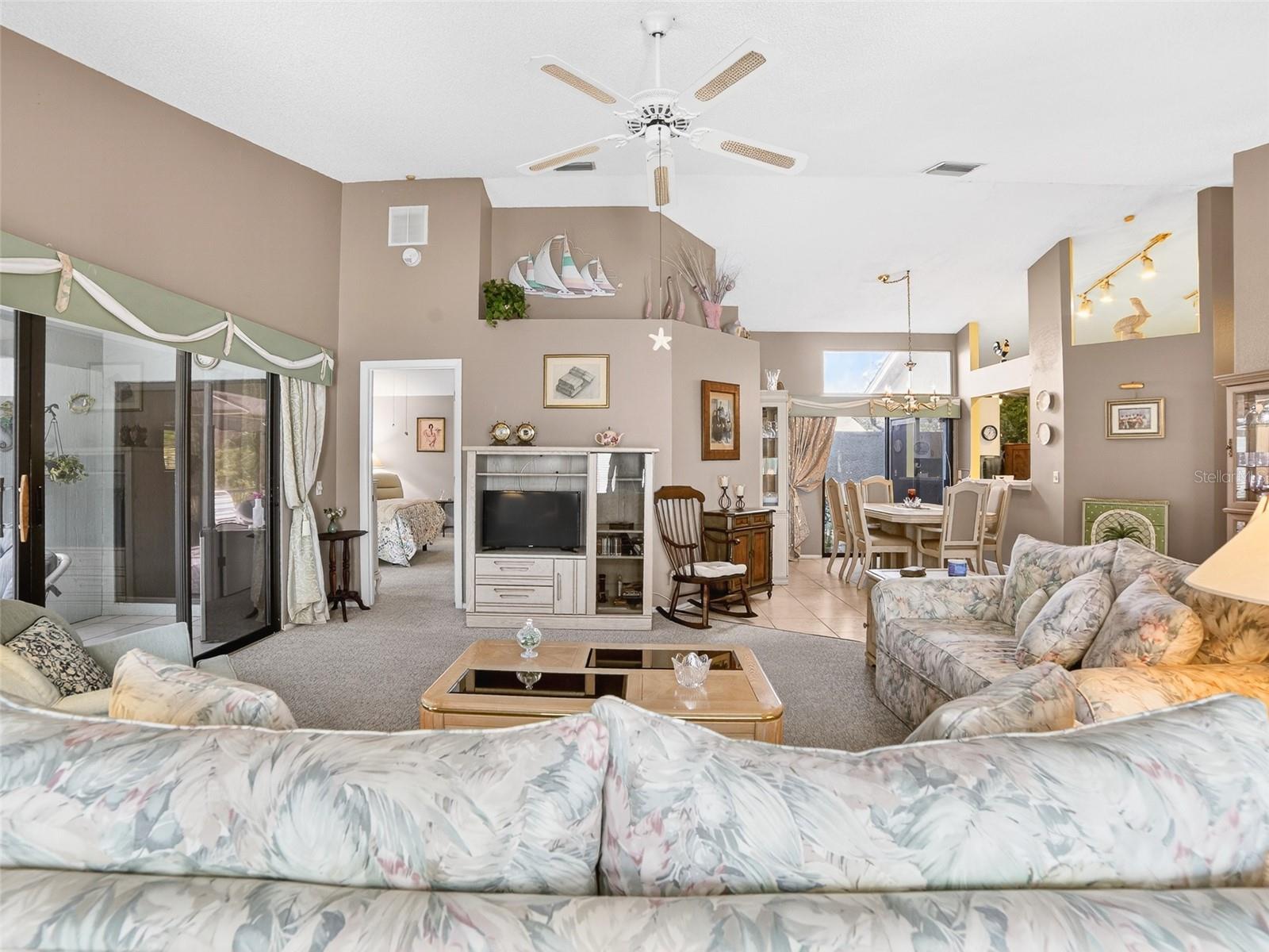 TREE TOPS AT RANGER POINT - Residential