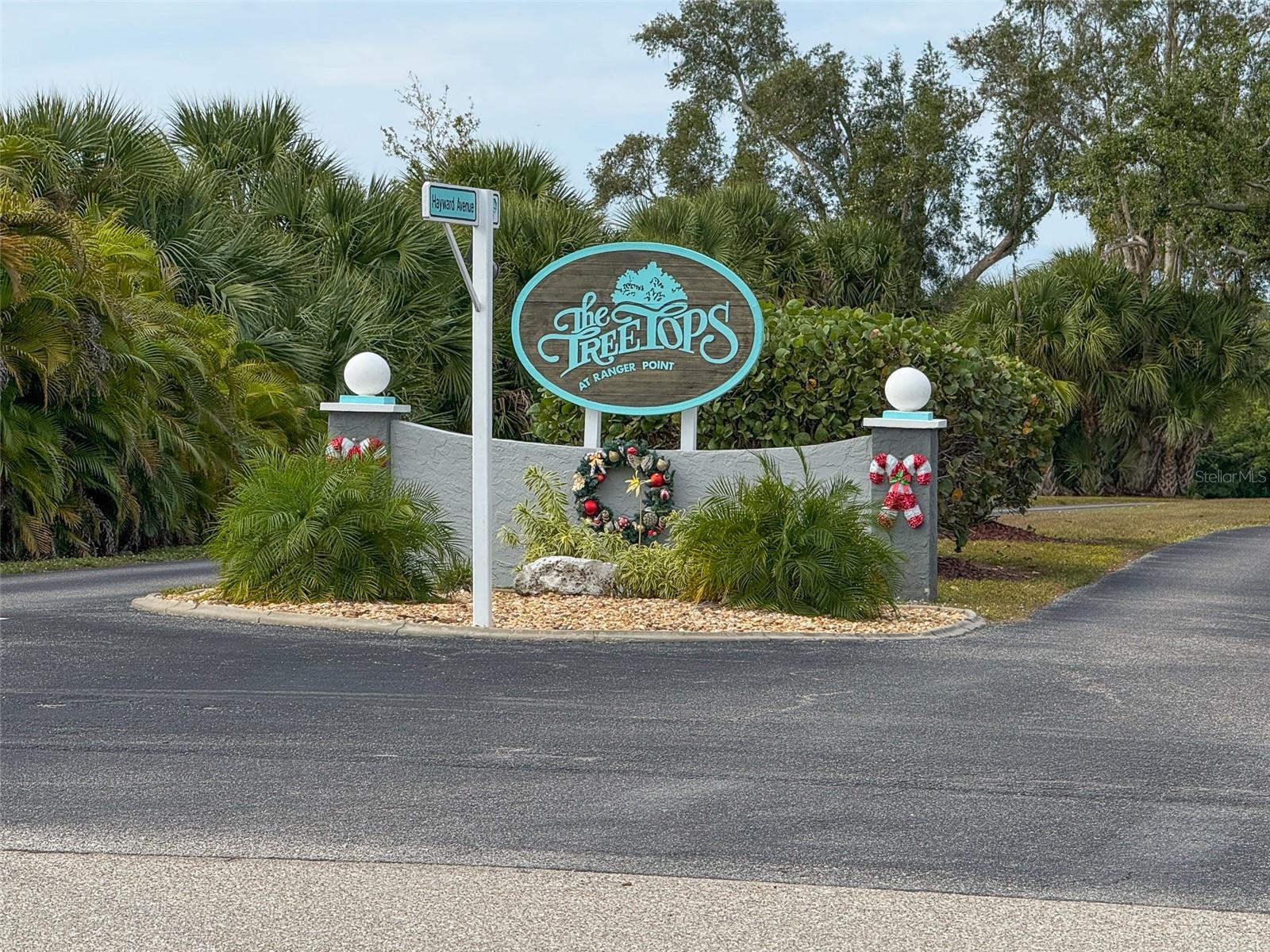 TREE TOPS AT RANGER POINT - Residential