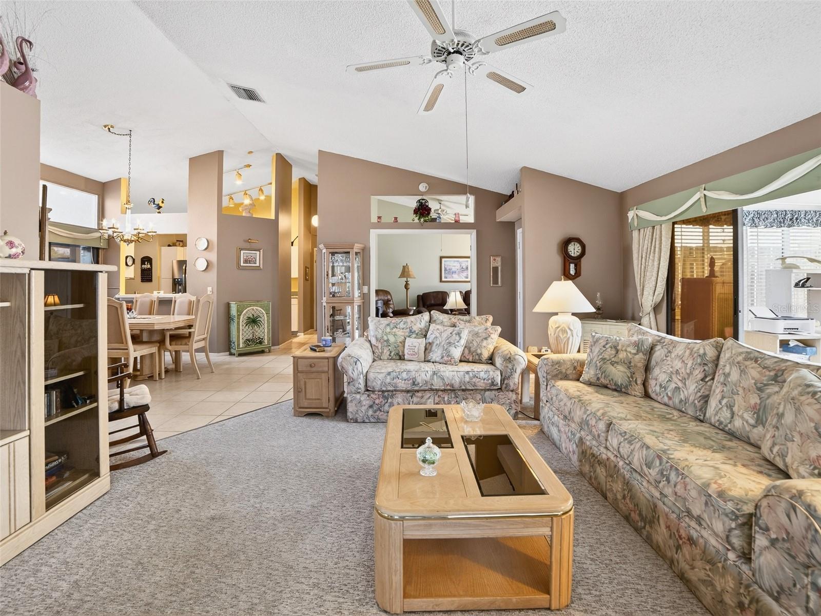 TREE TOPS AT RANGER POINT - Residential