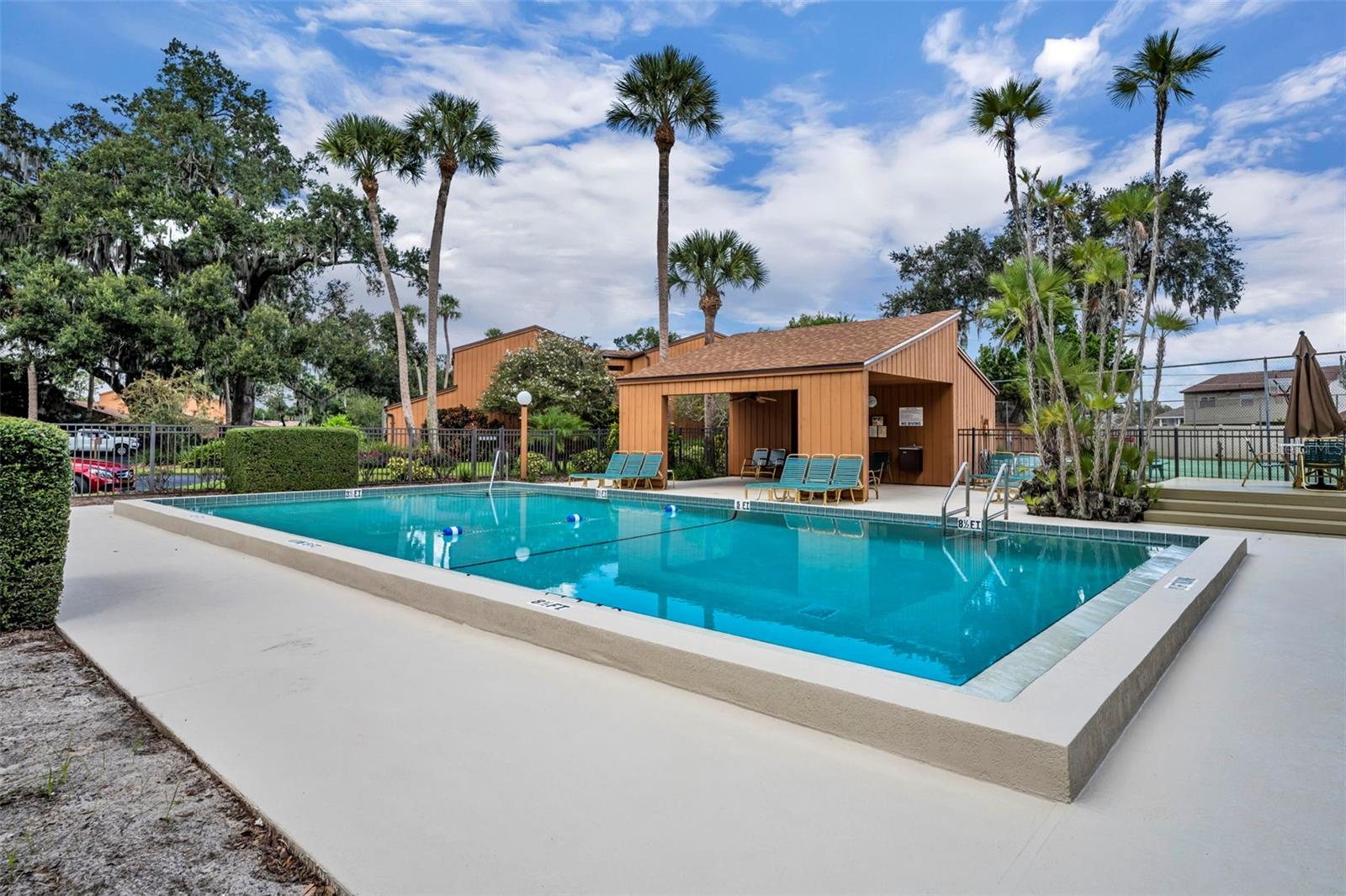 OAKS OF SANFORD - Residential