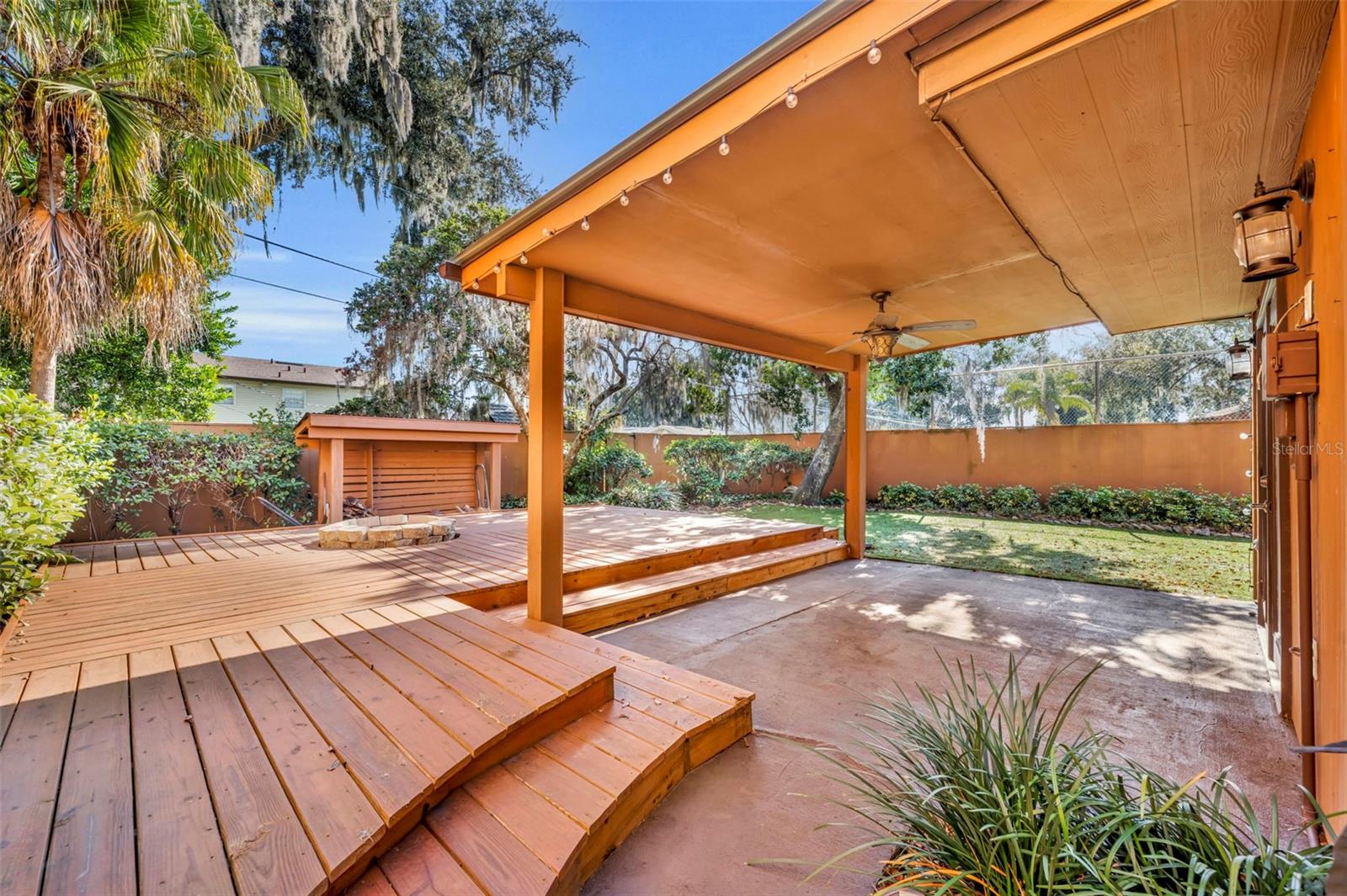 OAKS OF SANFORD - Residential