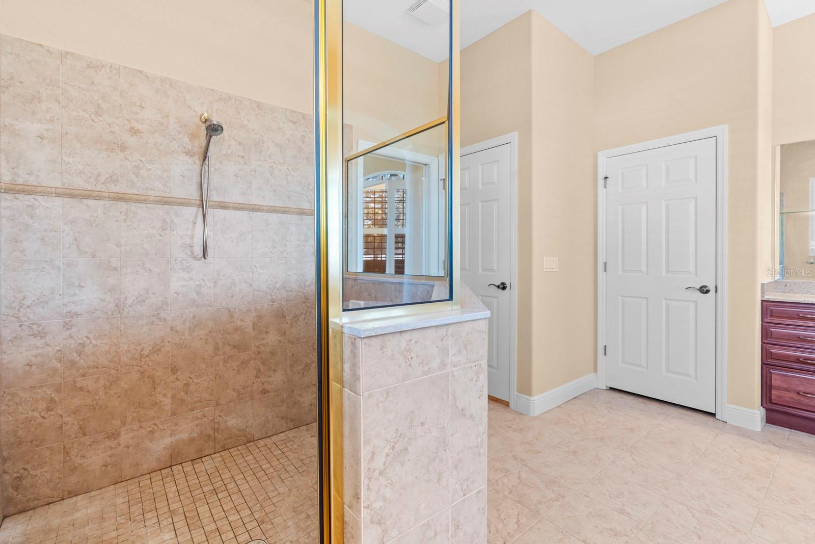 DARBY LAKE - Residential