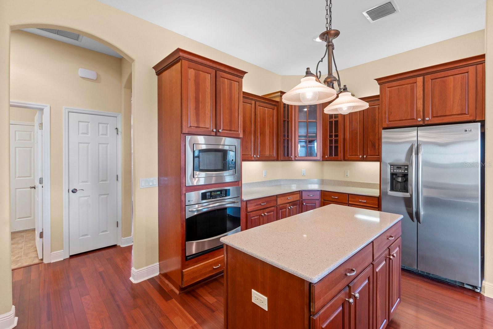 DARBY LAKE - Residential