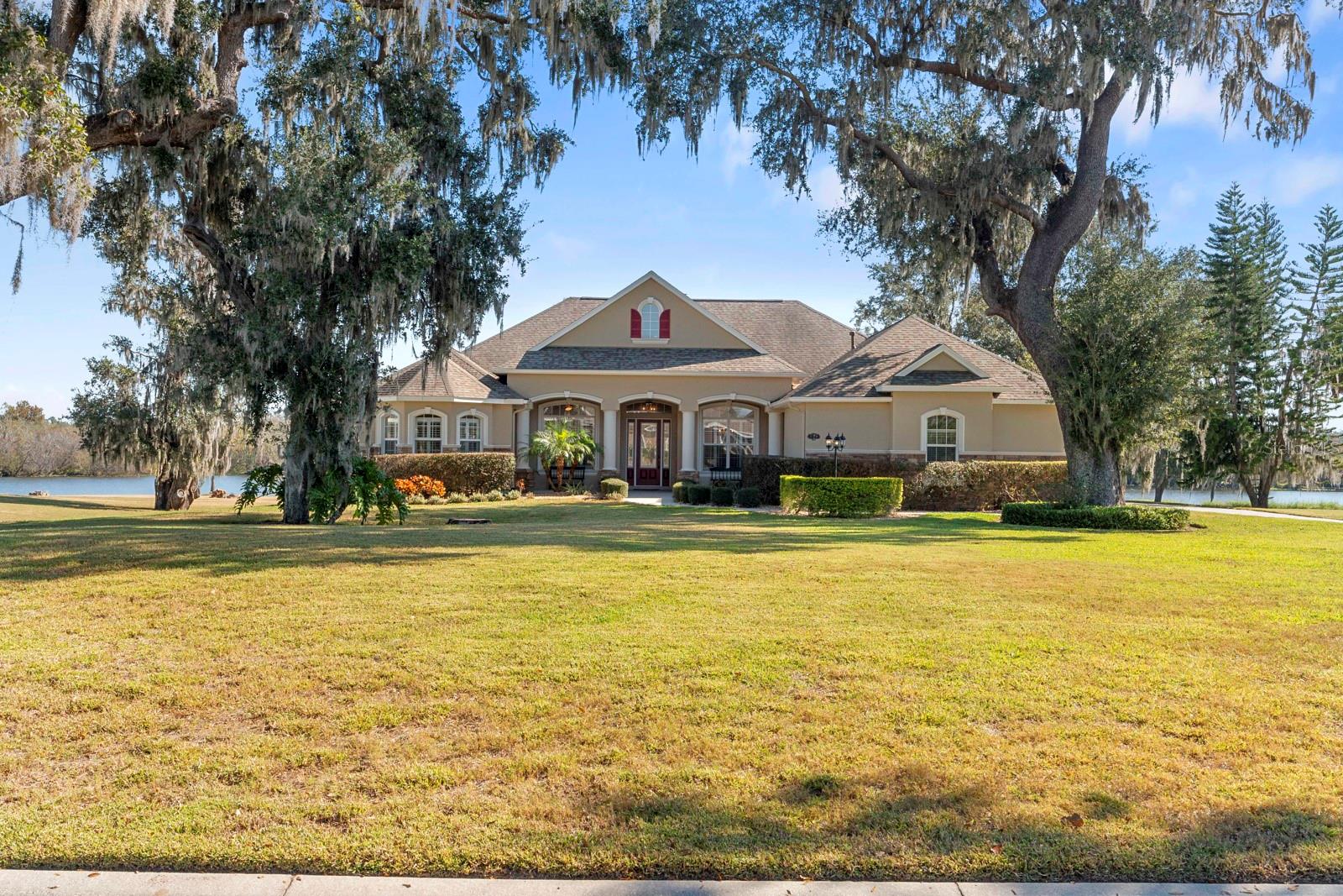 DARBY LAKE - Residential