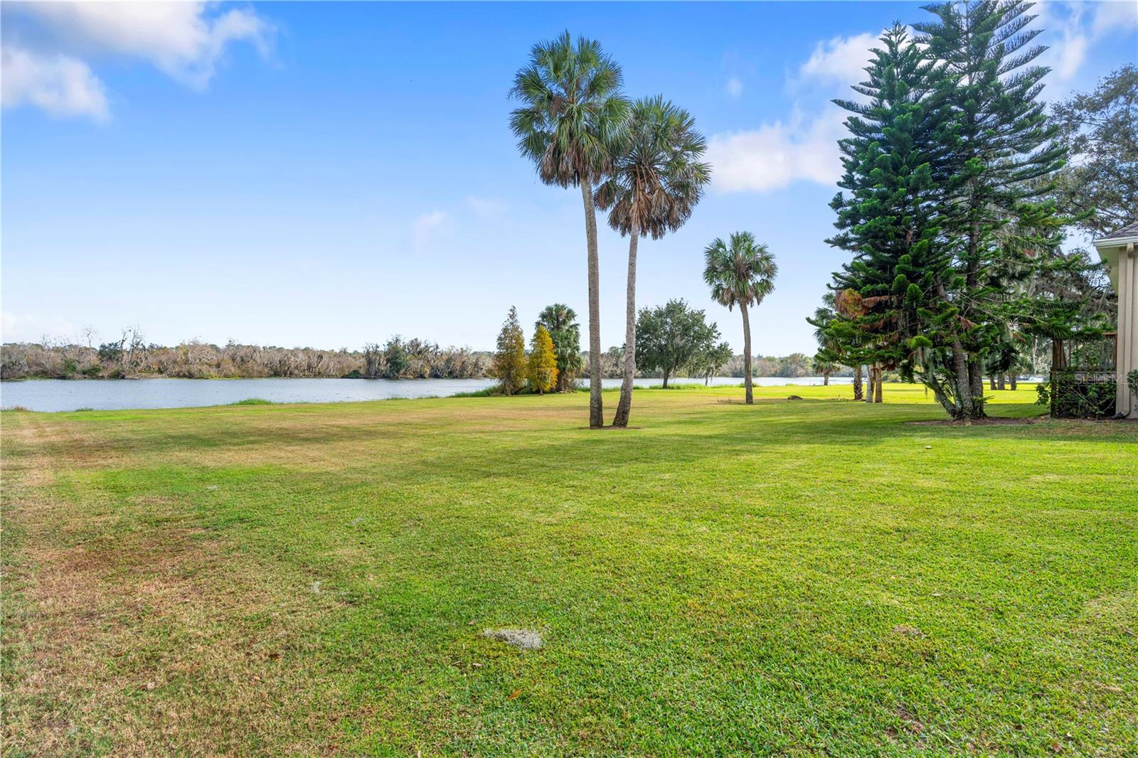 DARBY LAKE - Residential