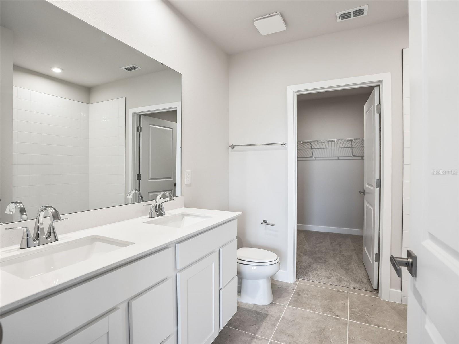 HAMMOCK OAKS TOWNHOMES - Residential