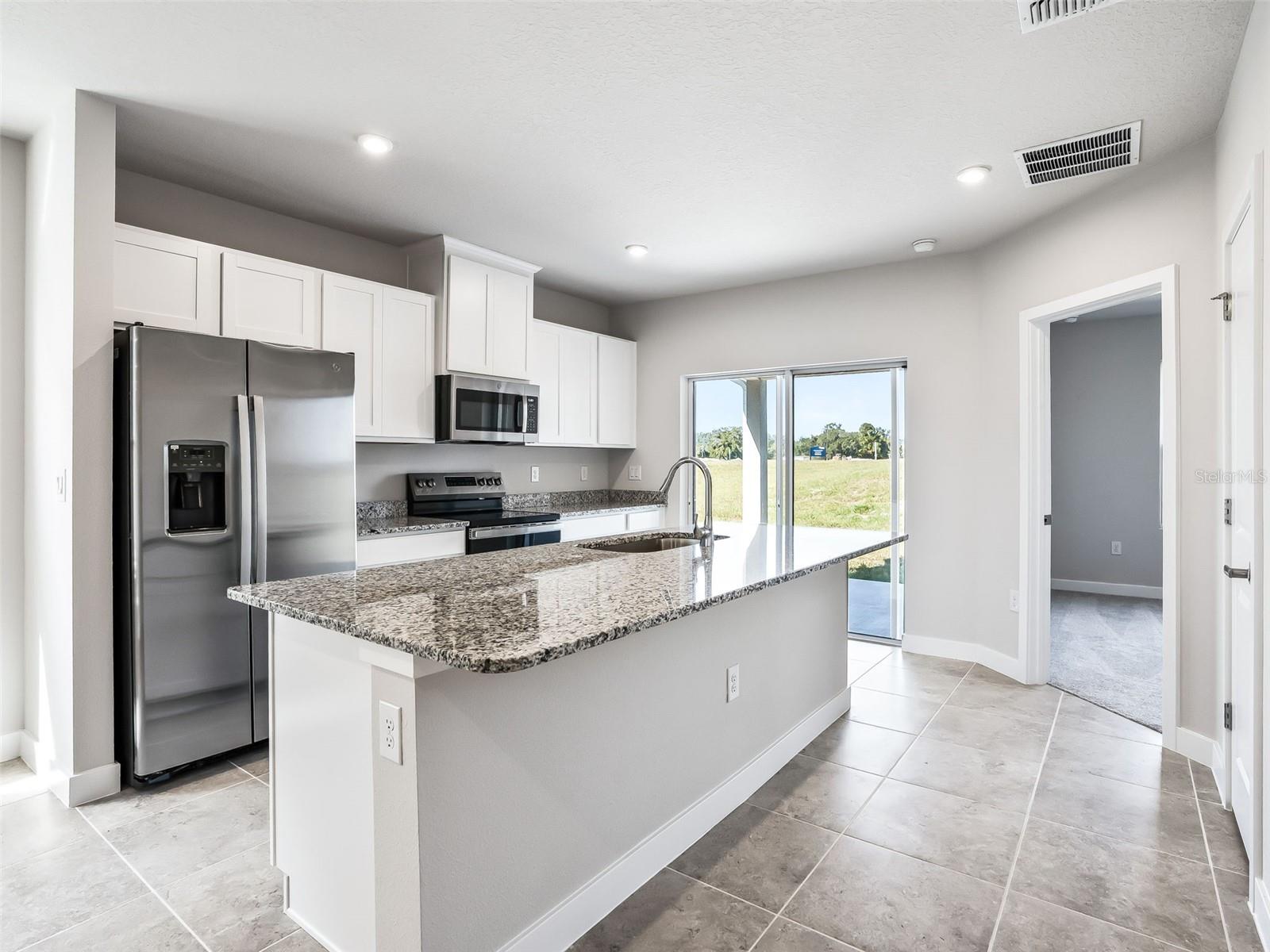 HAMMOCK OAKS TOWNHOMES - Residential