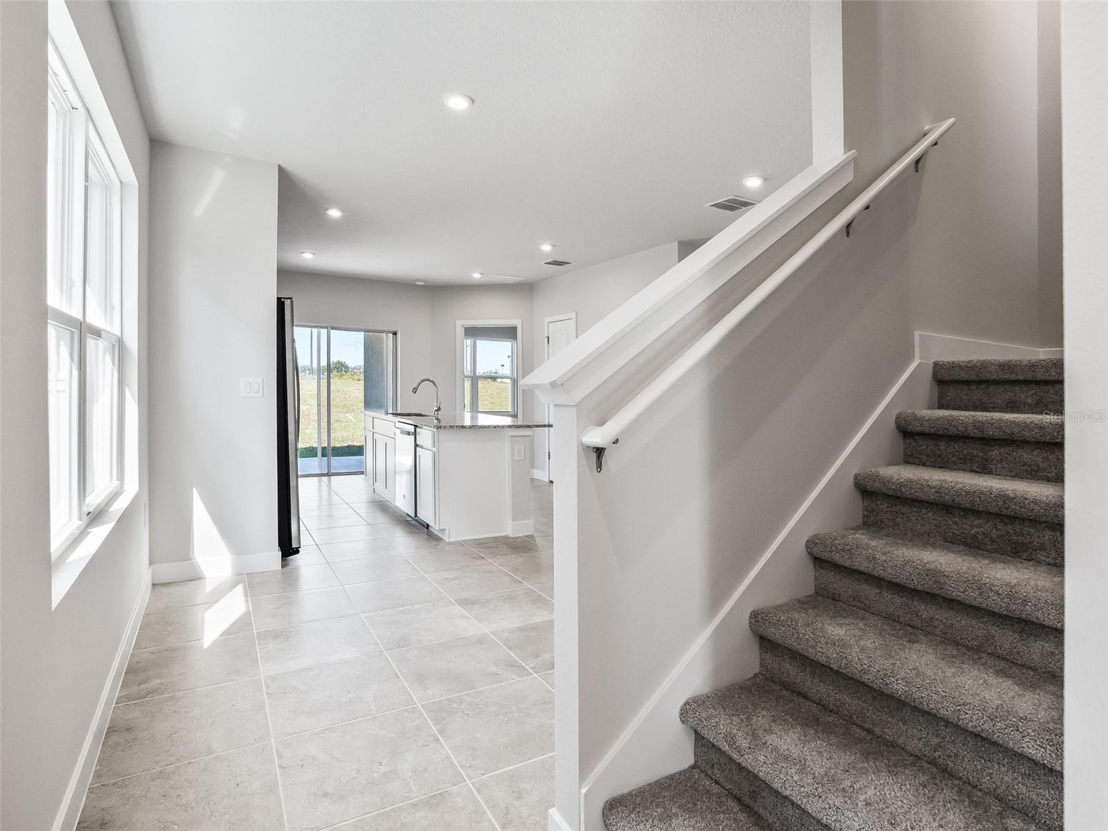 HAMMOCK OAKS TOWNHOMES - Residential