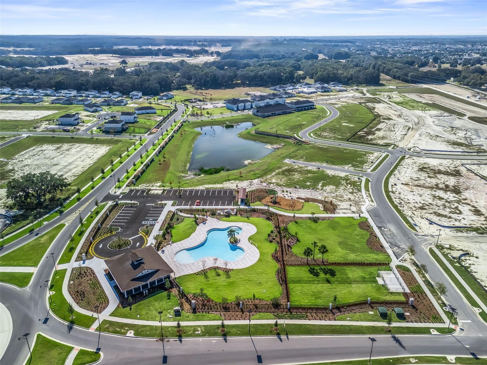 HAMMOCK OAKS TOWNHOMES - Residential