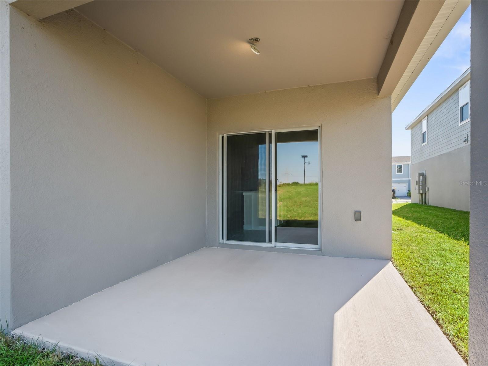 HAMMOCK OAKS TOWNHOMES - Residential