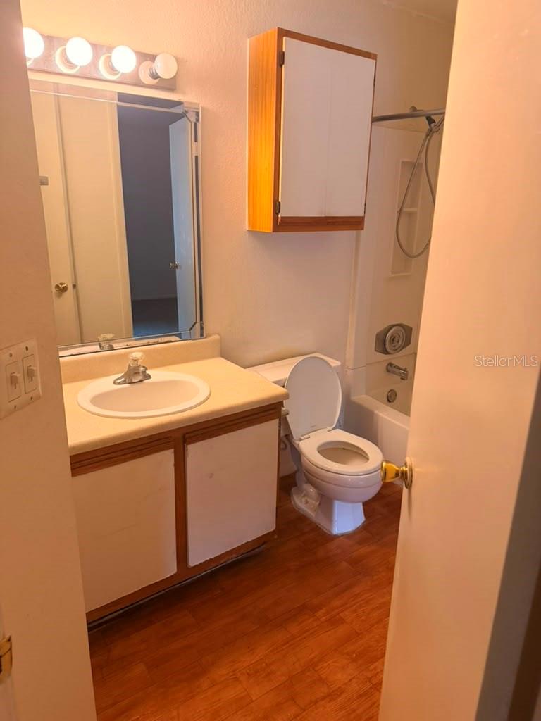 621 DORY LANE 304