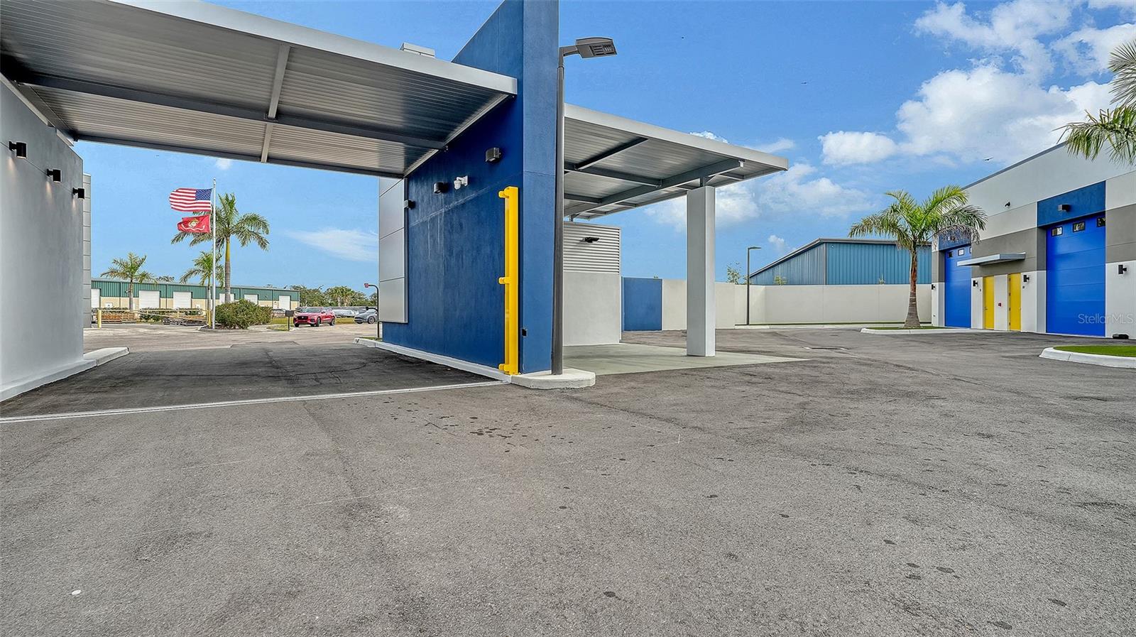 CAR COLLECTIVE - Residential