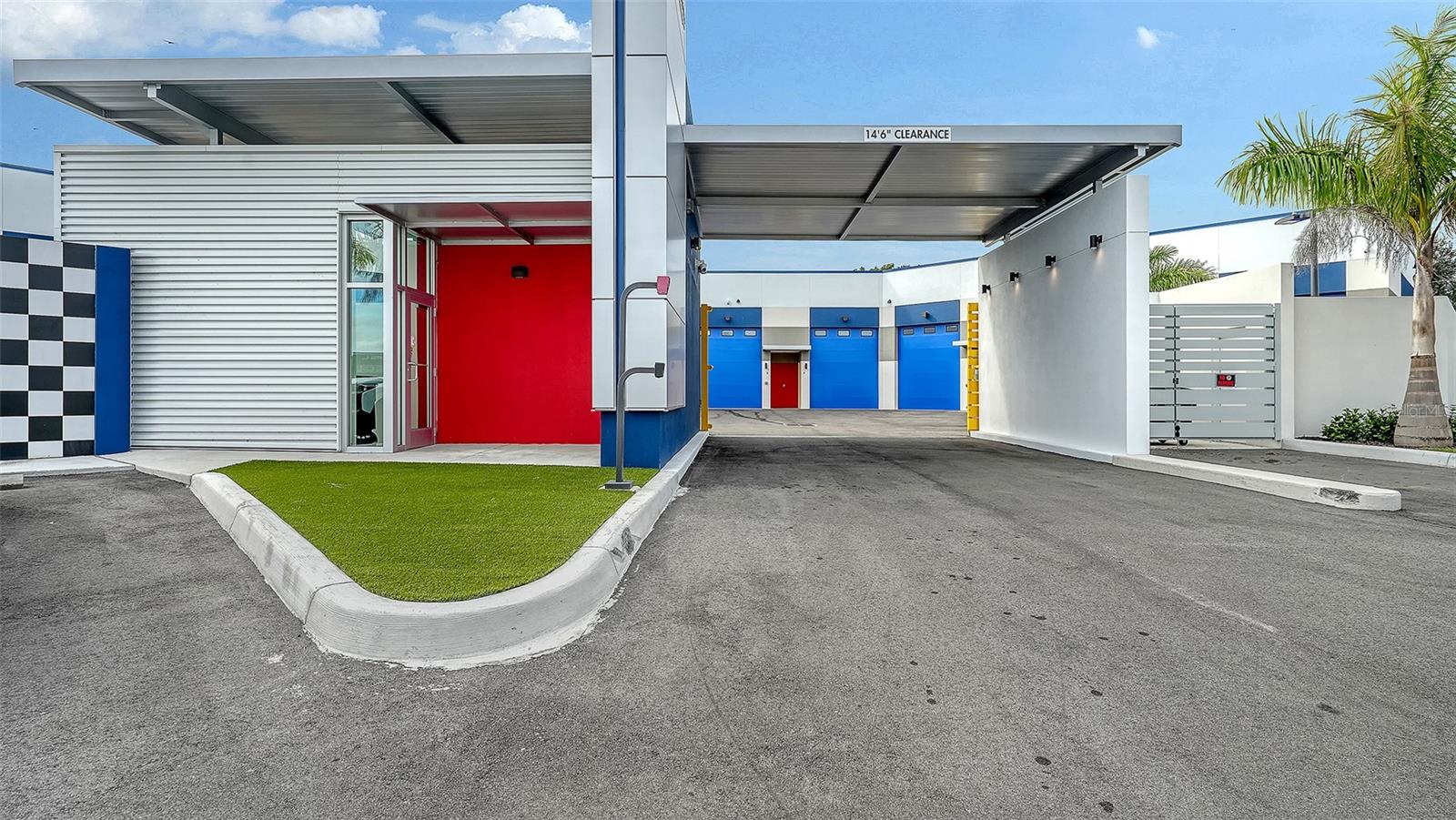 CAR COLLECTIVE - Residential