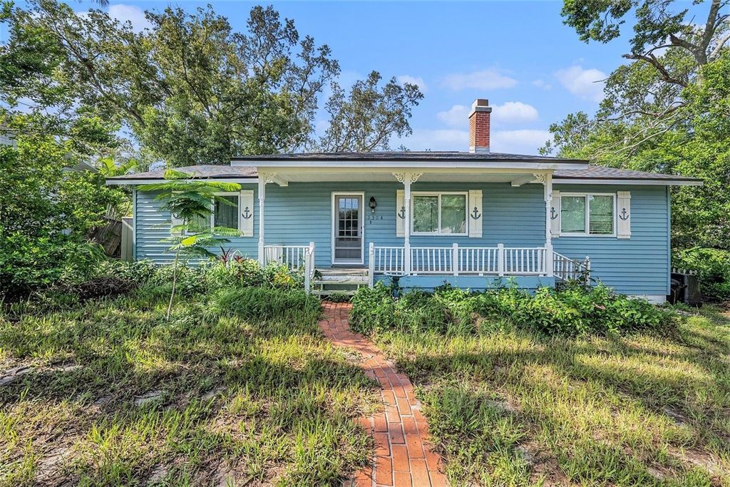 Photo of 1304 E Court Street, Tarpon Springs, FL 34689 (MLS # TB8408002)