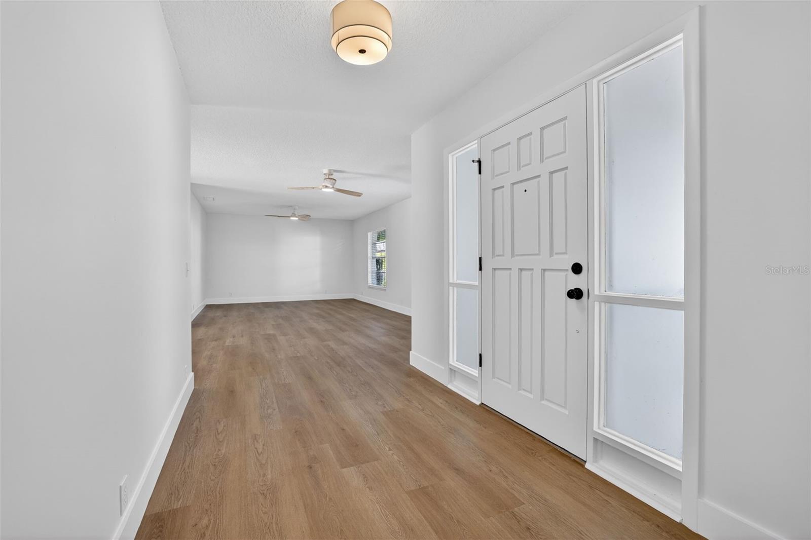 ELOISE WOODS LAKE MARIAM UNIT - Residential