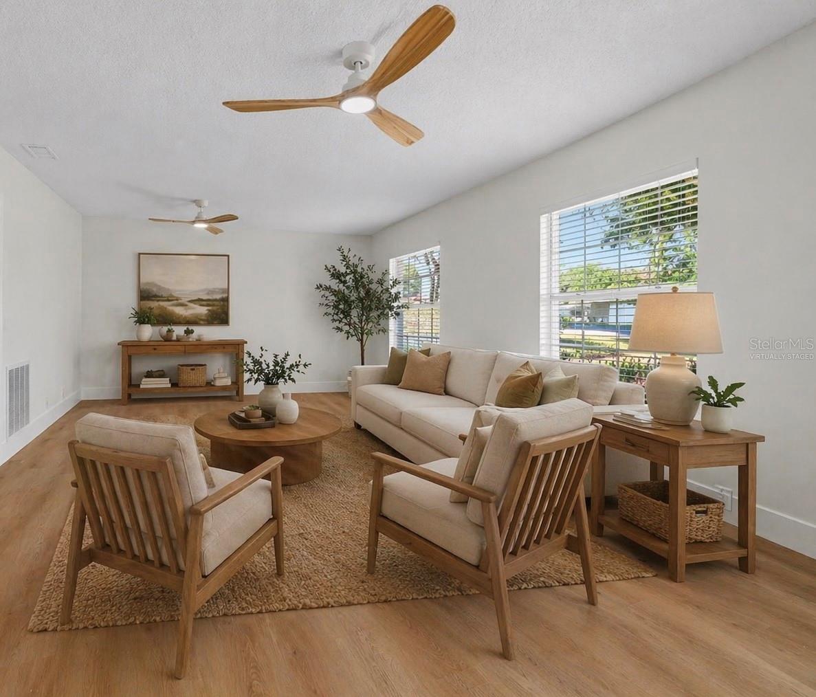 ELOISE WOODS LAKE MARIAM UNIT - Residential