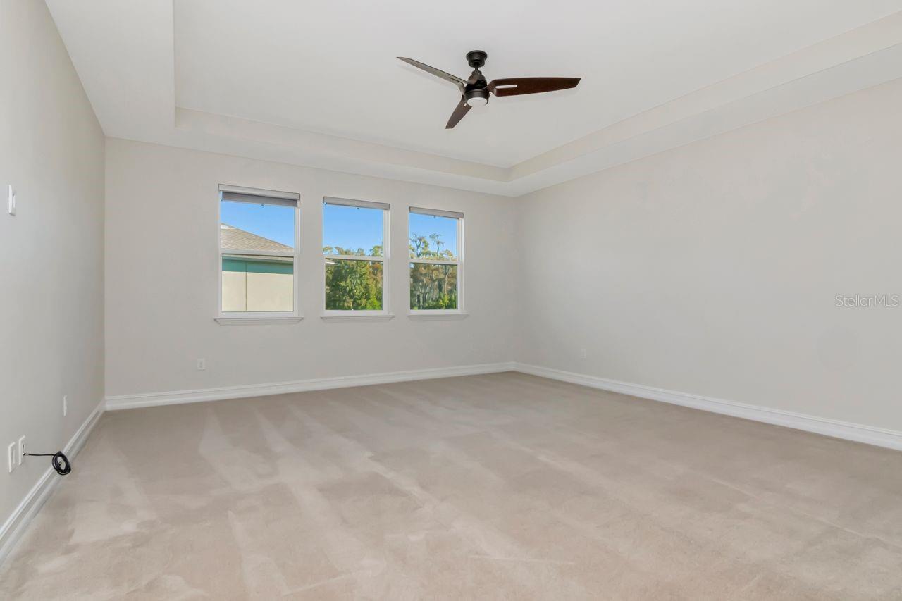 ESTANCIA PHASE 2B1 PB 73 PG 009 BLOCK 20 LOT 11 - Residential