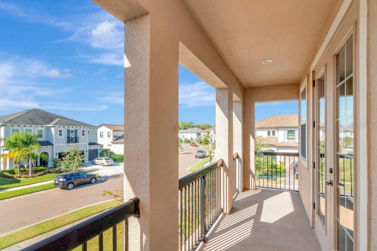 ESTANCIA PHASE 2B1 PB 73 PG 009 BLOCK 20 LOT 11 - Residential