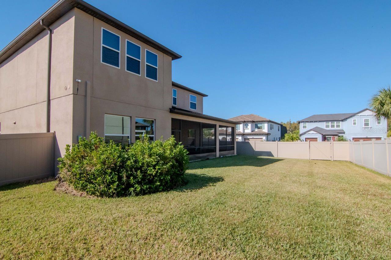 ESTANCIA PHASE 2B1 PB 73 PG 009 BLOCK 20 LOT 11 - Residential