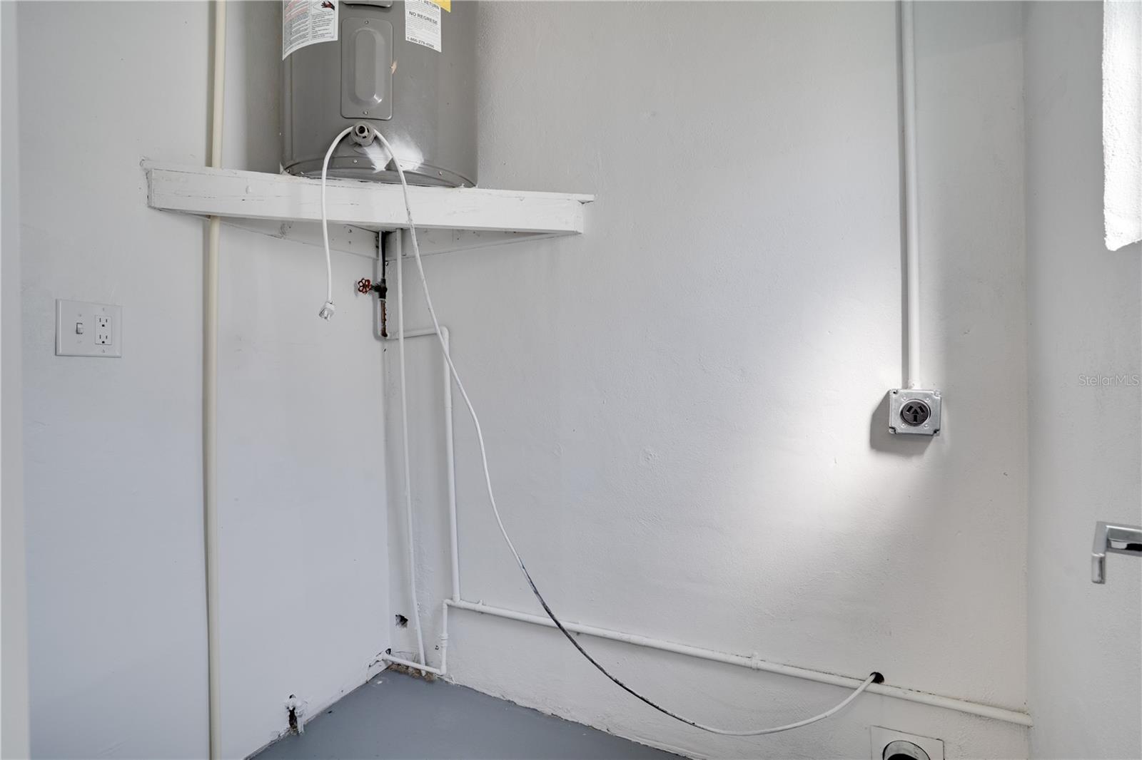 OAKHURST GROVES - Residential