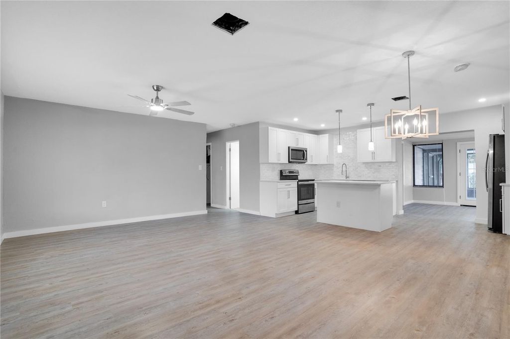 Photo of 13845 94th Avenue, Seminole, FL 33776 (MLS # TB8466834)