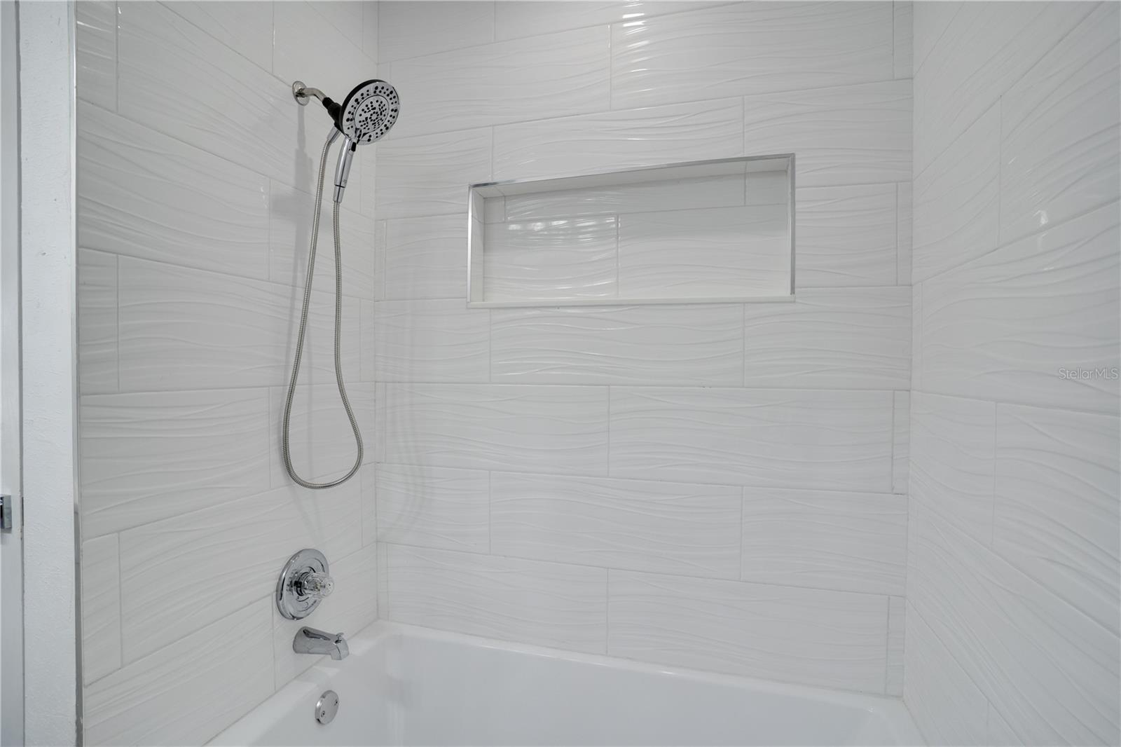 OAKHURST GROVES - Residential