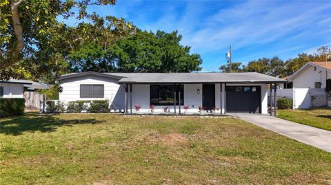 Photo of 13845 94th Avenue, Seminole, FL 33776 (MLS # TB8466834)