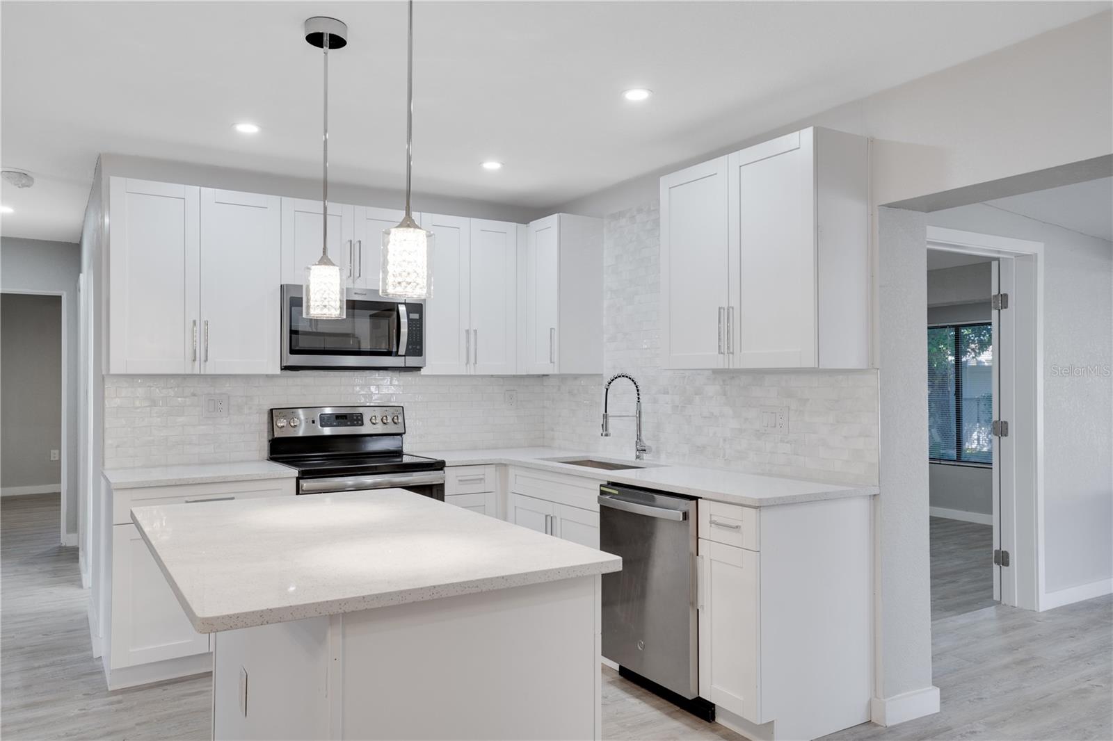 OAKHURST GROVES - Residential