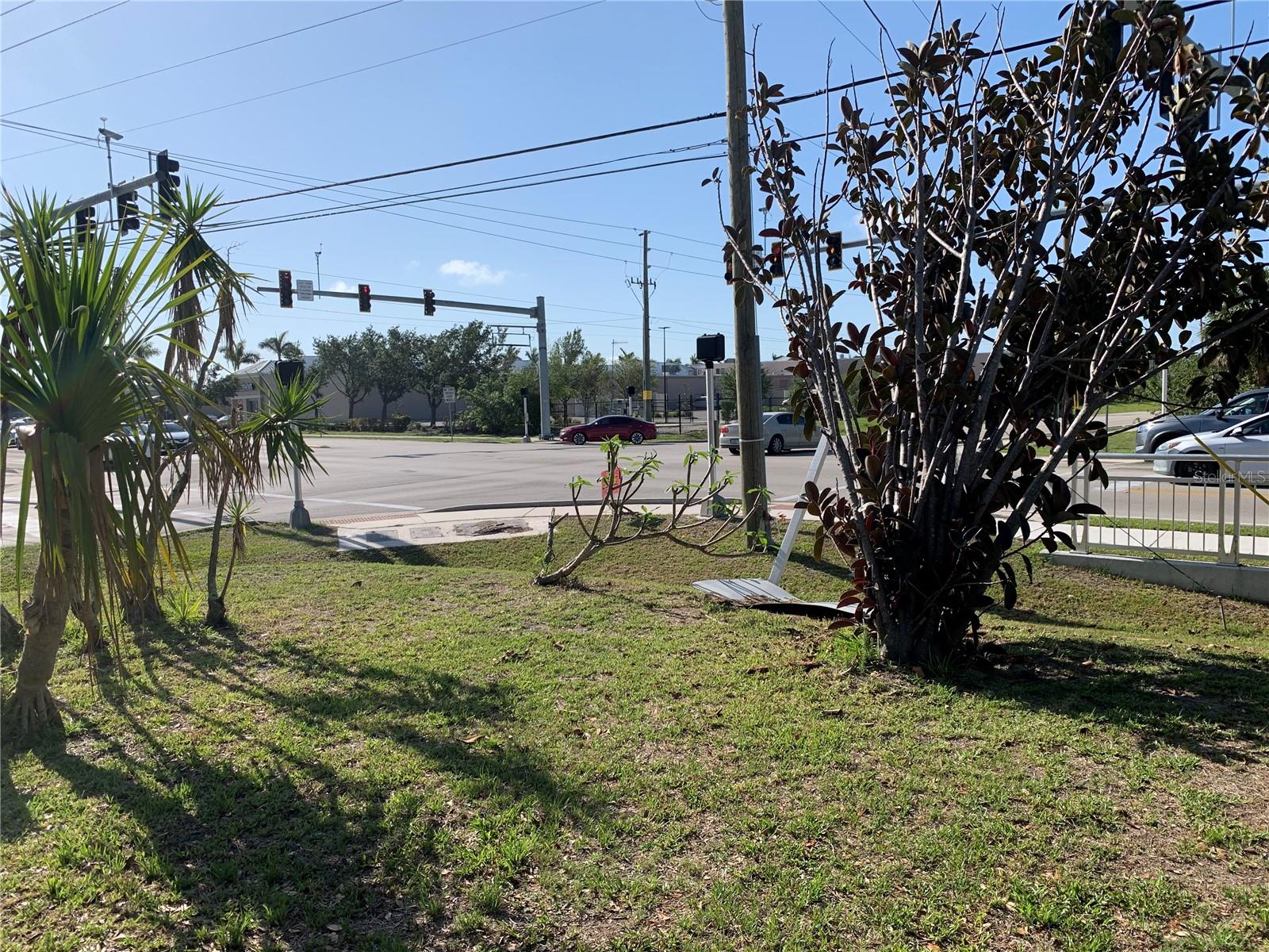 PORT CHARLOTTE SEC 015 - Land