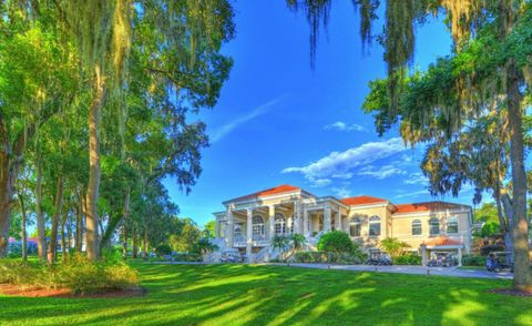 A home in DADE CITY