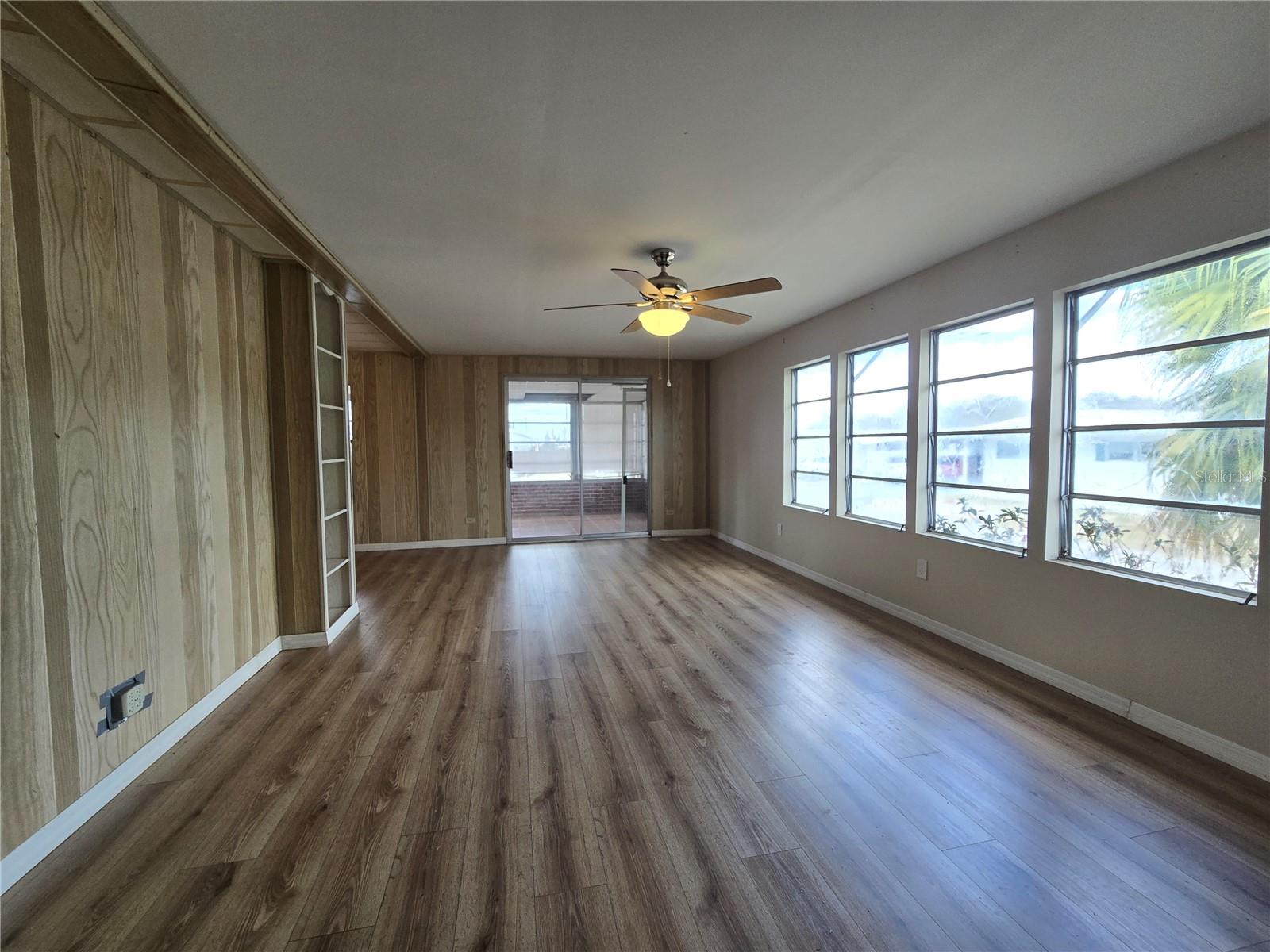 SKYVIEW MOBILE HOMES ESTS - Residential