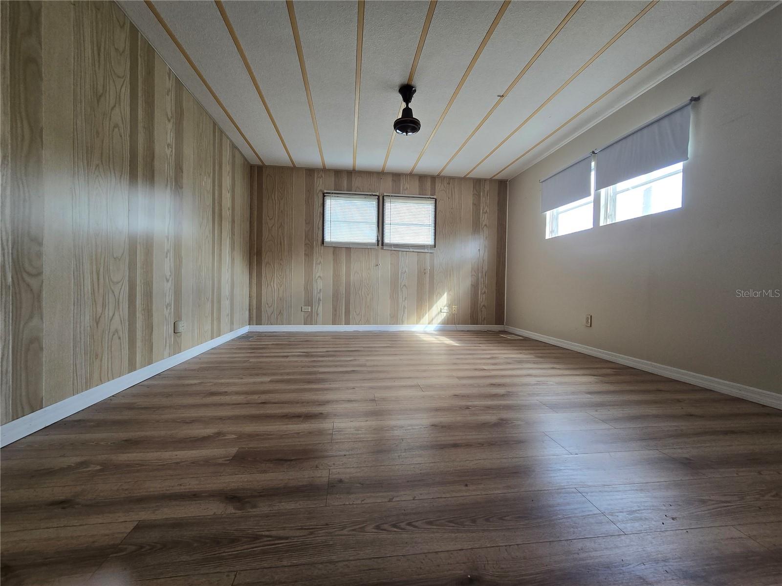 SKYVIEW MOBILE HOMES ESTS - Residential