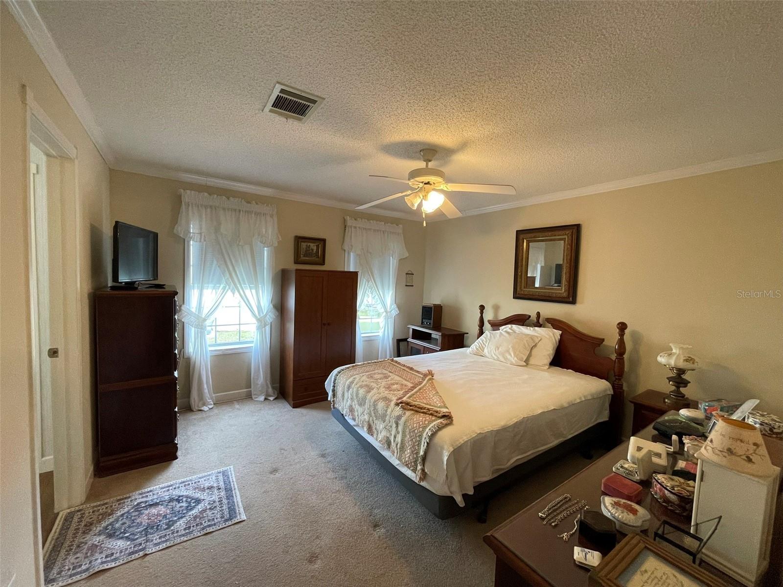 LAKE YALE ESTATES MOBILE HOME PARK - Residential