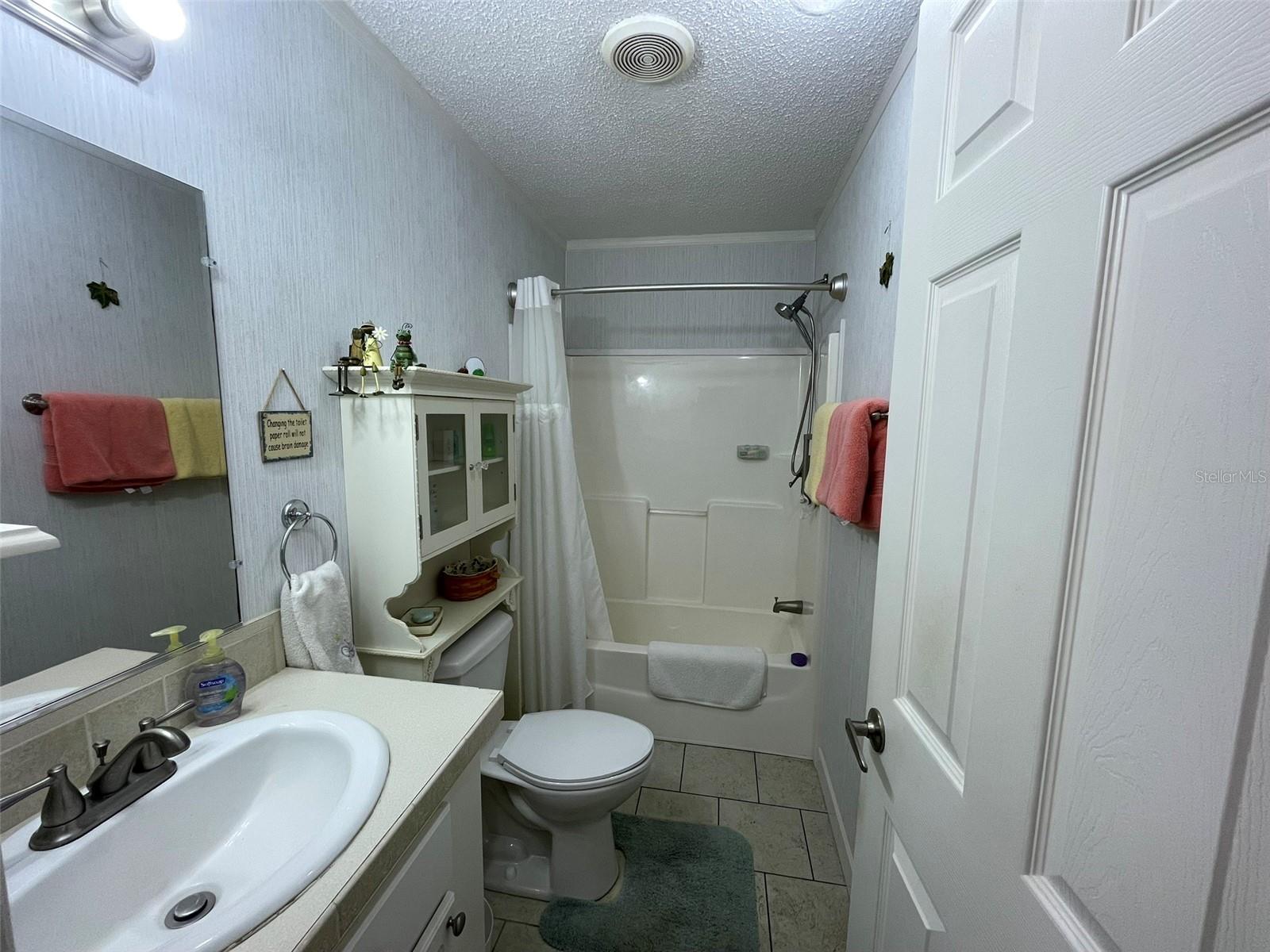 LAKE YALE ESTATES MOBILE HOME PARK - Residential