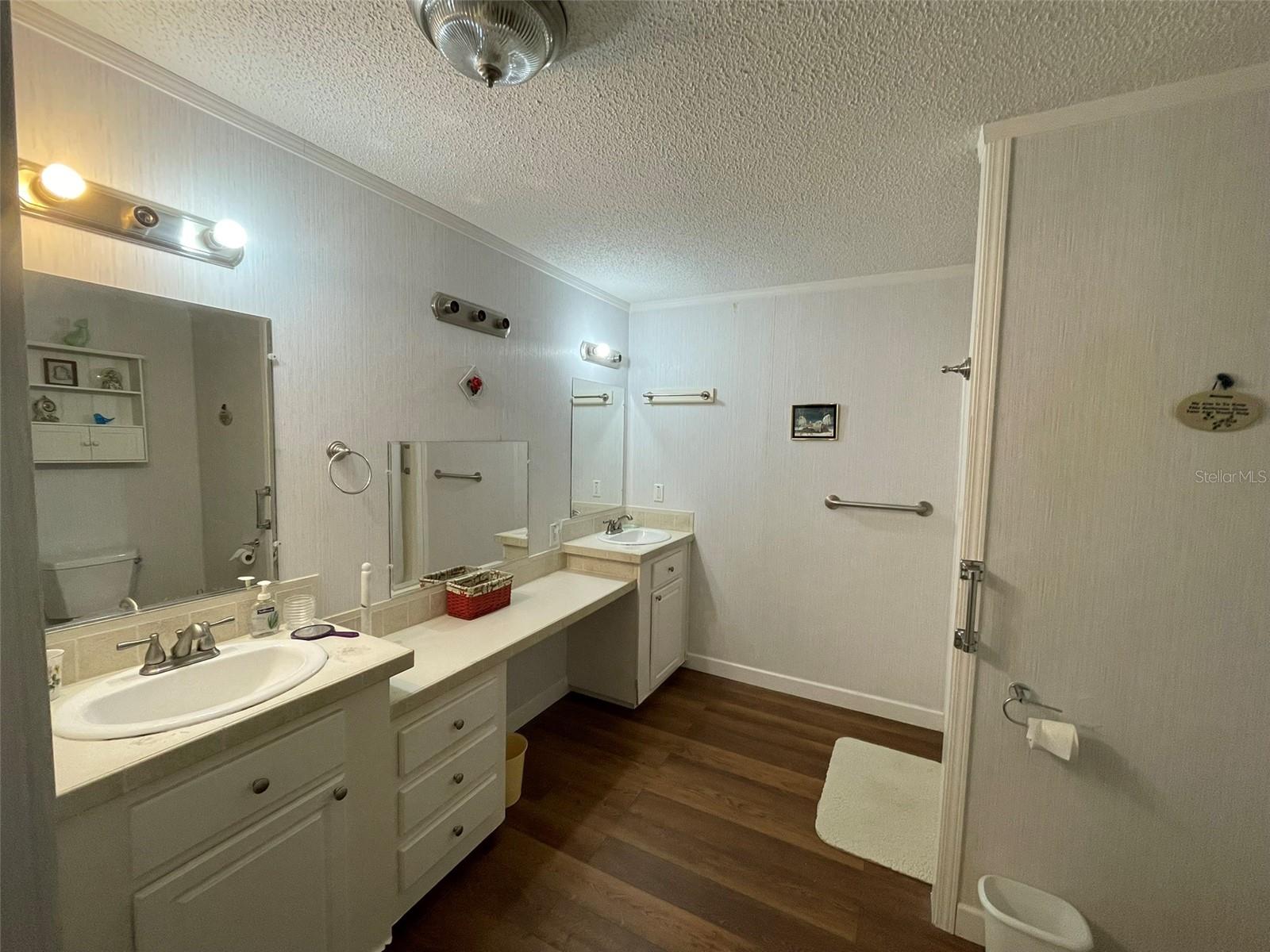 LAKE YALE ESTATES MOBILE HOME PARK - Residential