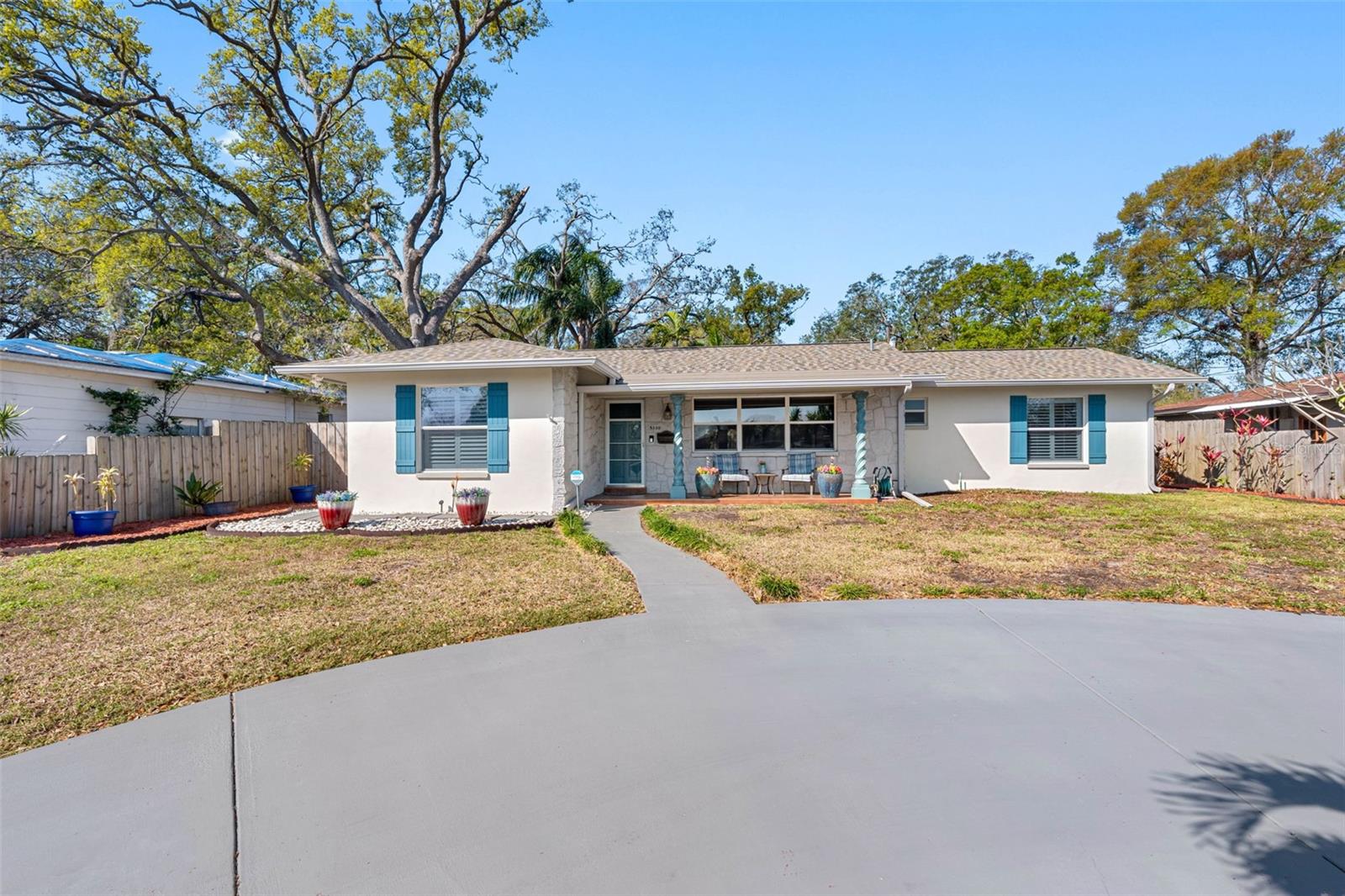 5300 ROBIN LANE N