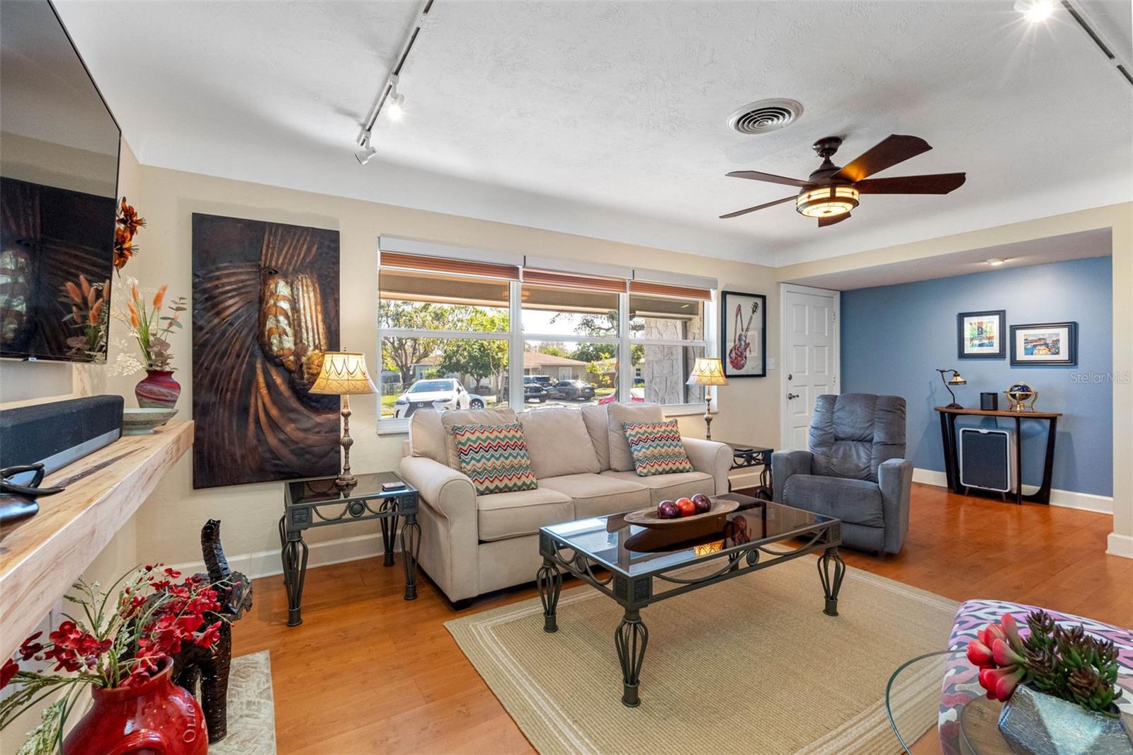 5300 ROBIN LANE N
