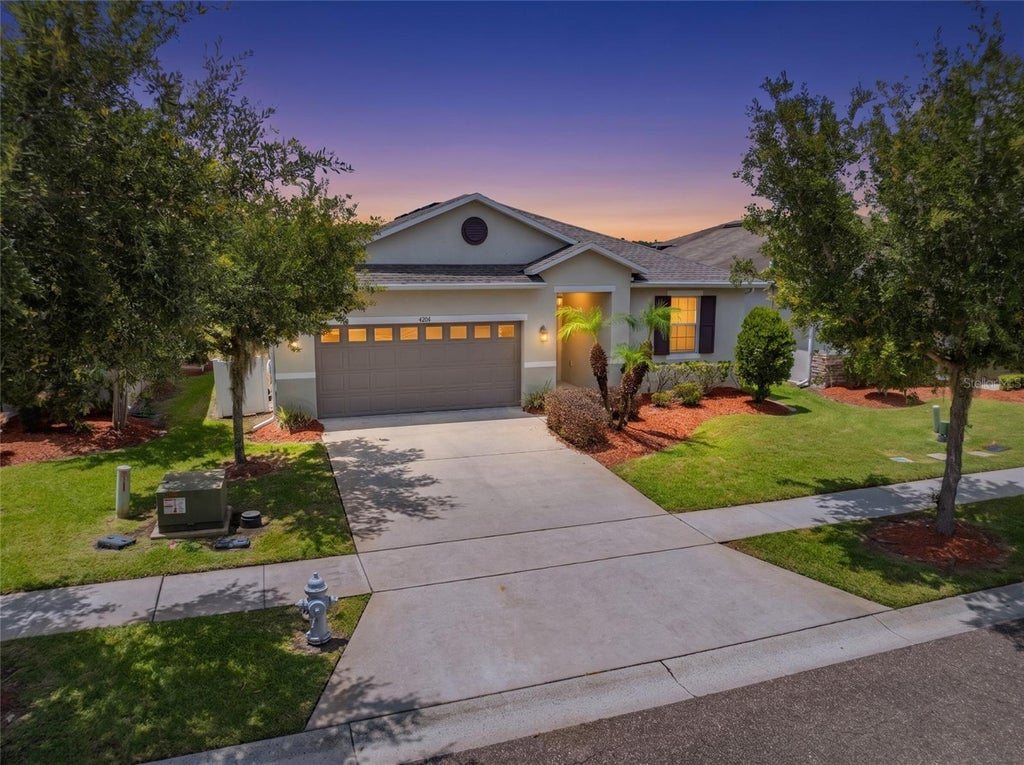 Photo of 4704 Ruby Red Lane, Kissimmee, FL 34746 (MLS # S5155251)