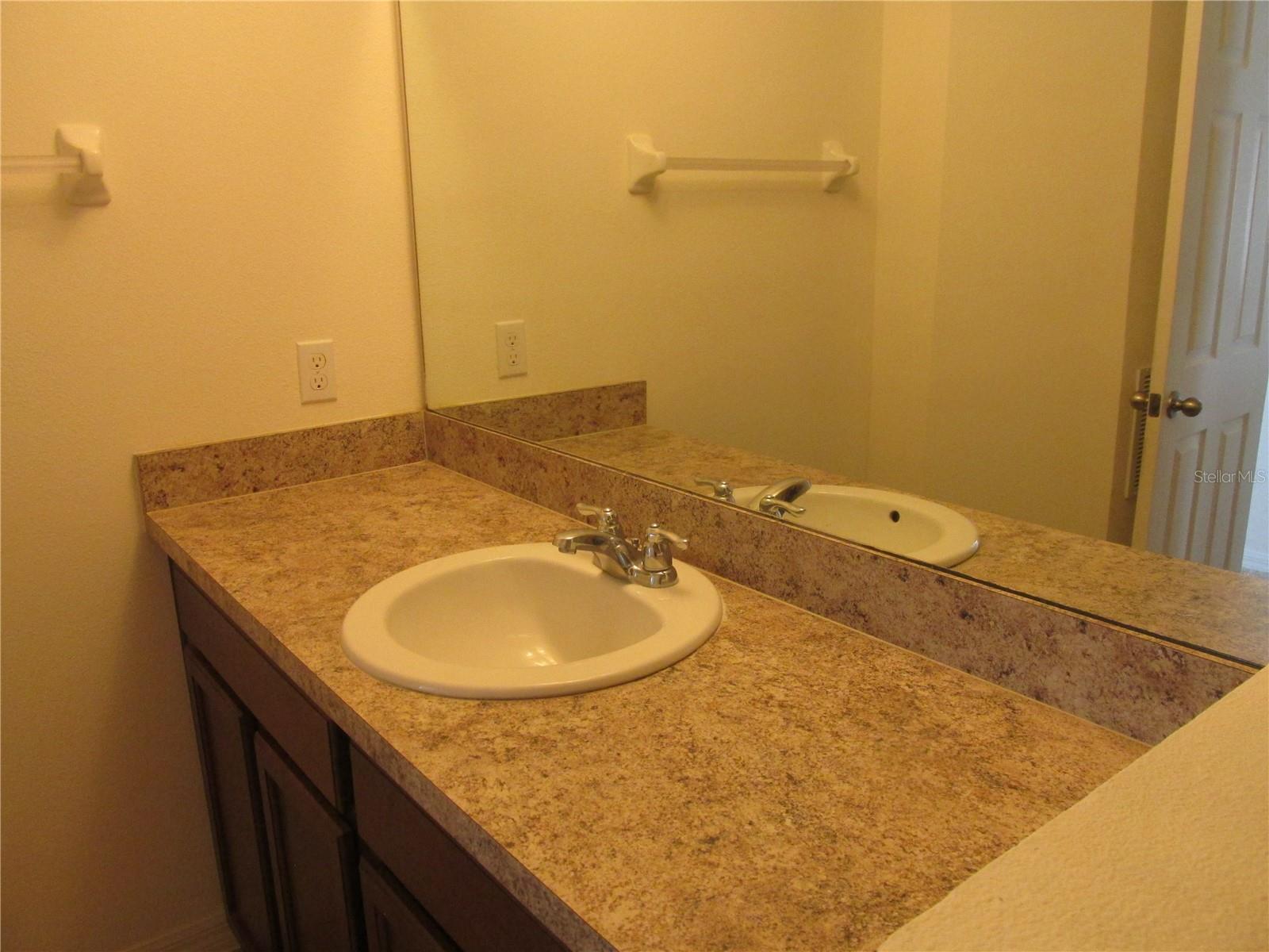 SAWGRASS PLANTATION PH 01A - Residential Lease