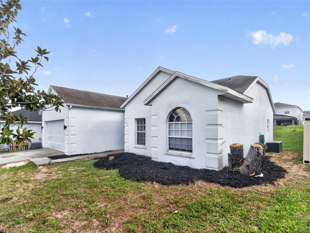 Photo of 257 Margate Drive, Davenport, FL 33897 (MLS # O6442945)
