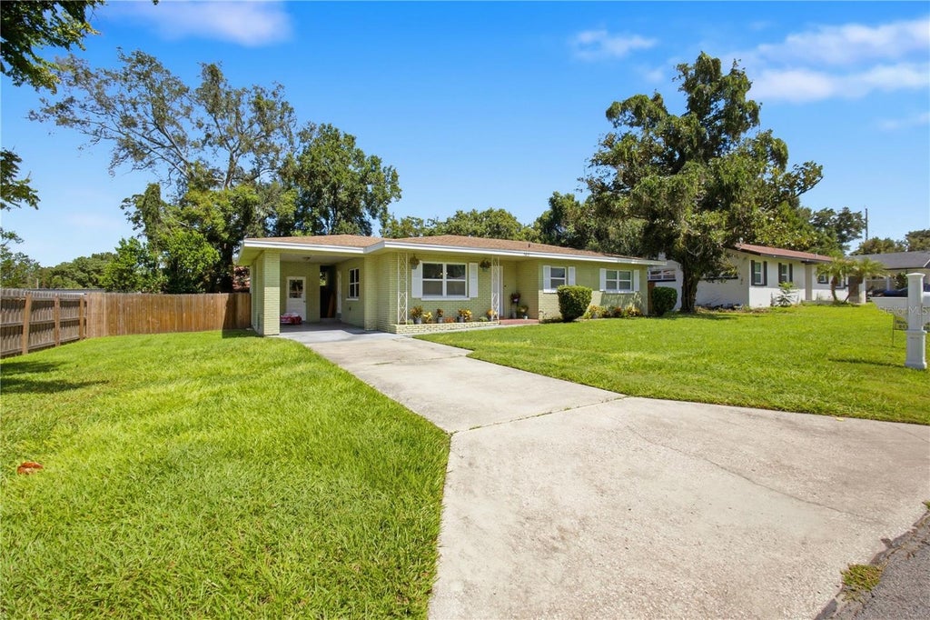Photo of 345 Cannon Street, Lakeland, FL 33803 (MLS # TB8544815)